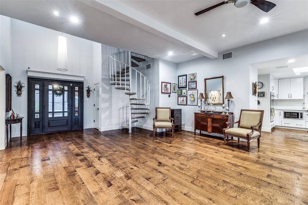 Dallas, Texas, 75228, United States, 4 Bedrooms Bedrooms, ,3 BathroomsBathrooms,Residential,For Sale,1888632