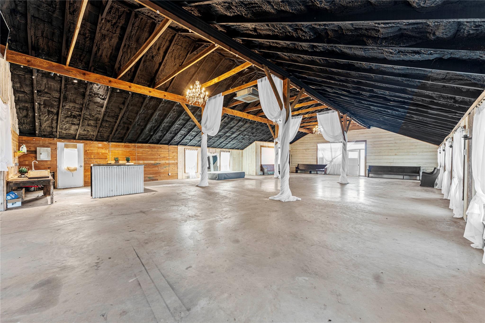 Canton, Texas, 75103, United States, 5 Bedrooms Bedrooms, ,3 BathroomsBathrooms,Residential,For Sale,1976221