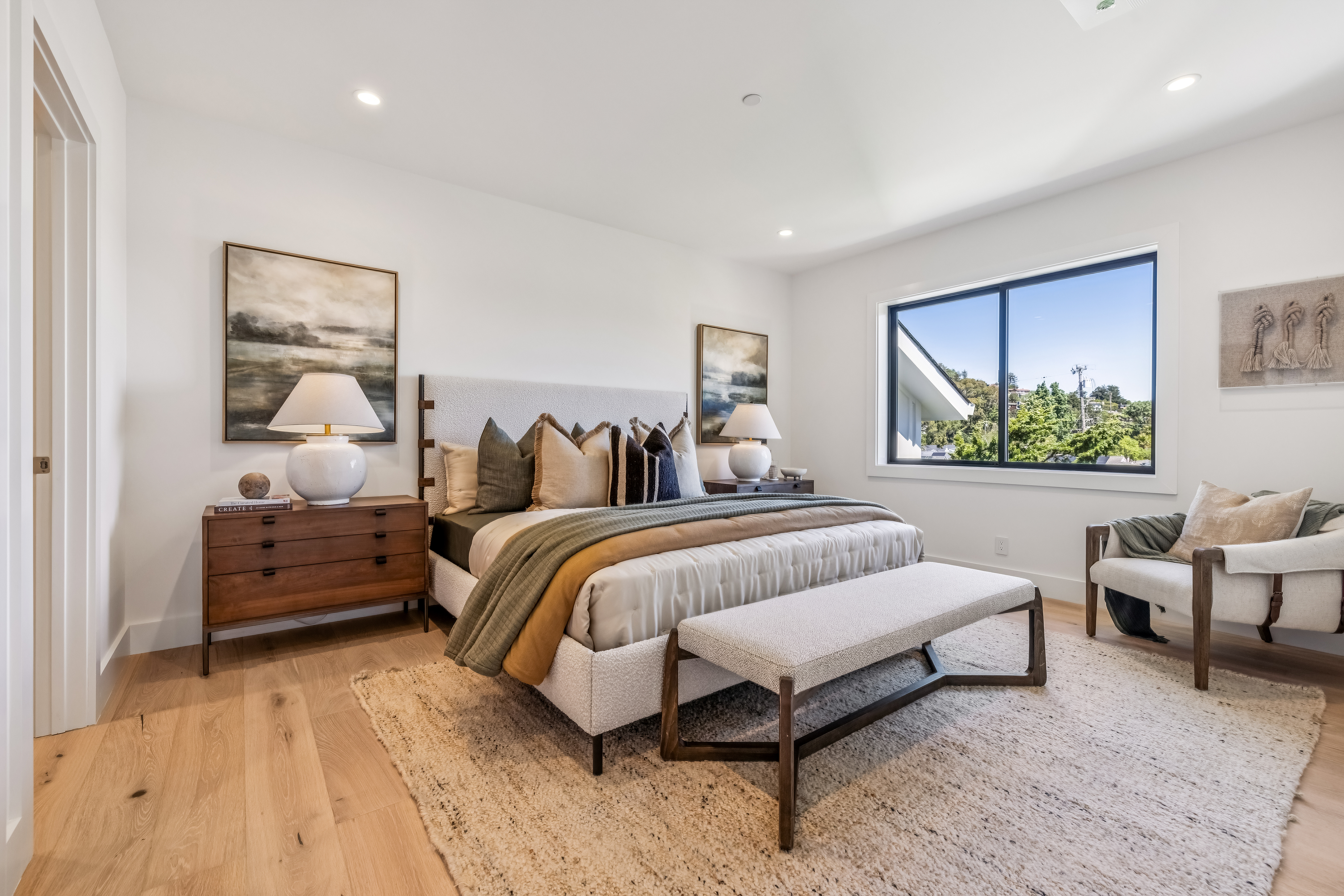  Stunning New Construction in Tam Valley - 物件實景