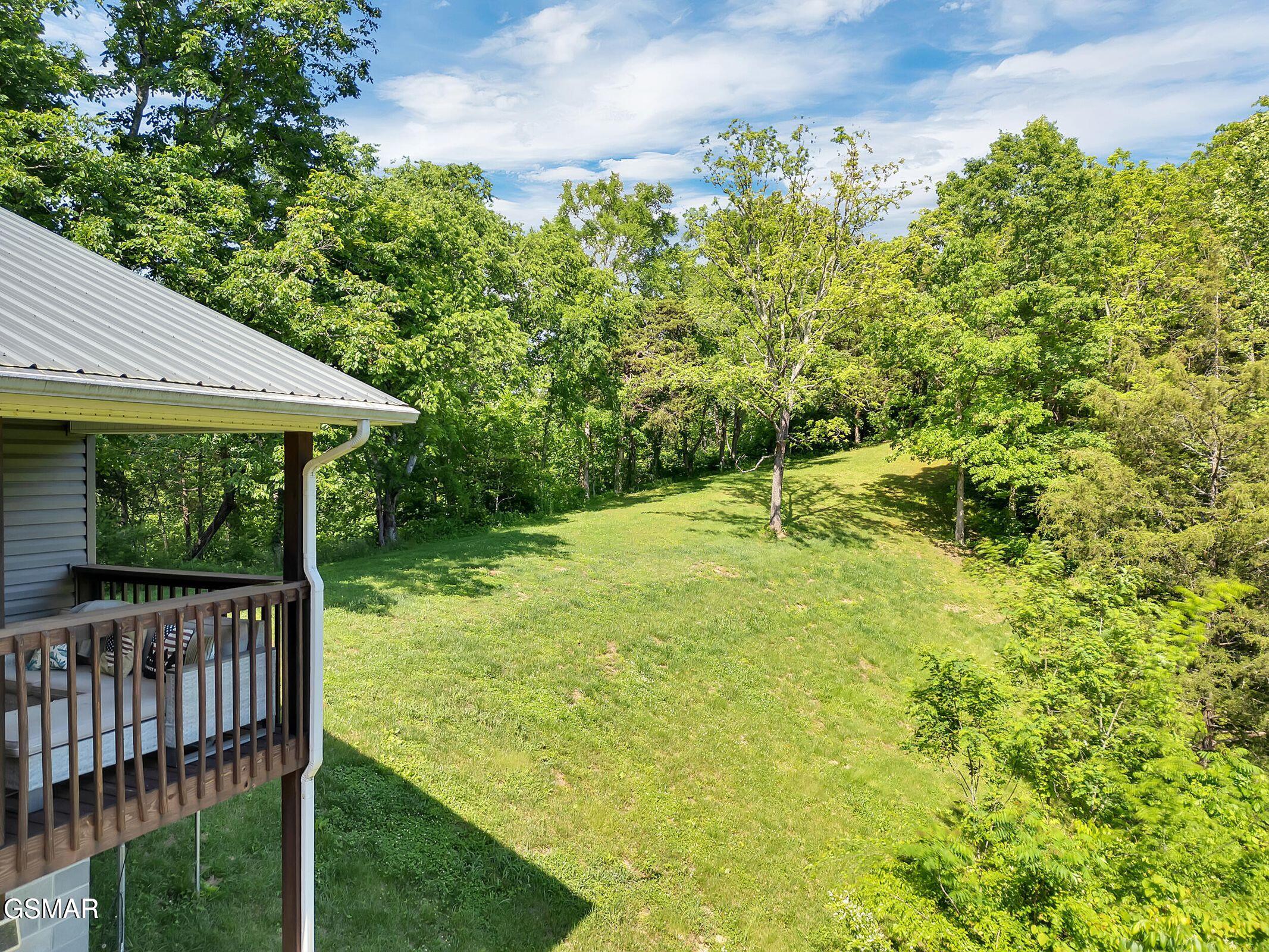 Bybee, Tennessee, 37713, United States, 4 Bedrooms Bedrooms, ,2 BathroomsBathrooms,Residential,For Sale,1980486