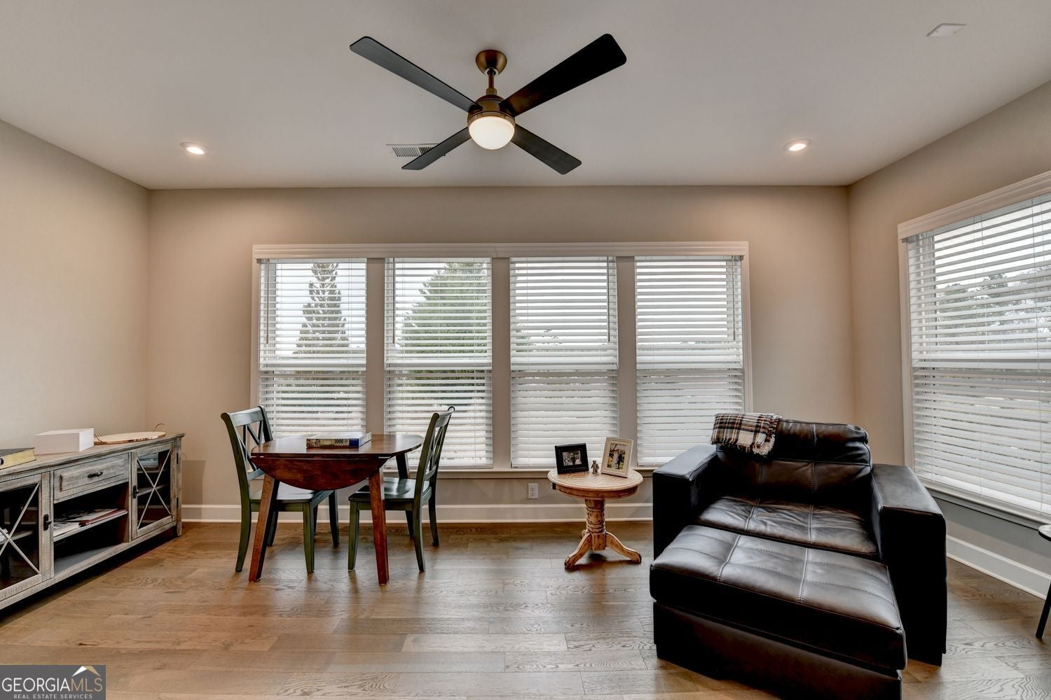 Greensboro, Georgia, 30642, United States, 2 Bedrooms Bedrooms, ,3 BathroomsBathrooms,Residential,For Sale,2017399