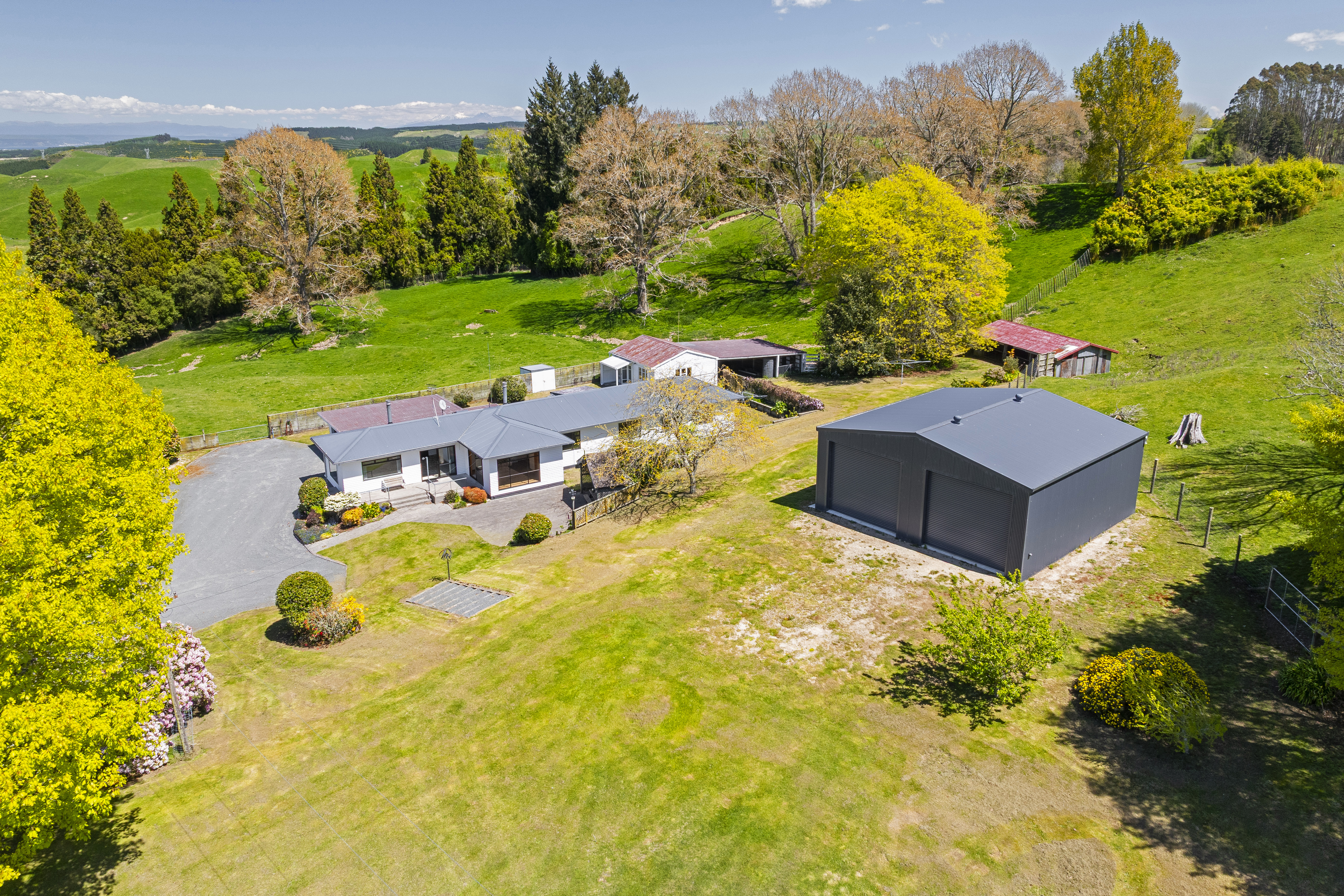  Land, Lifestyle and a Shed to Impress - 物件實景