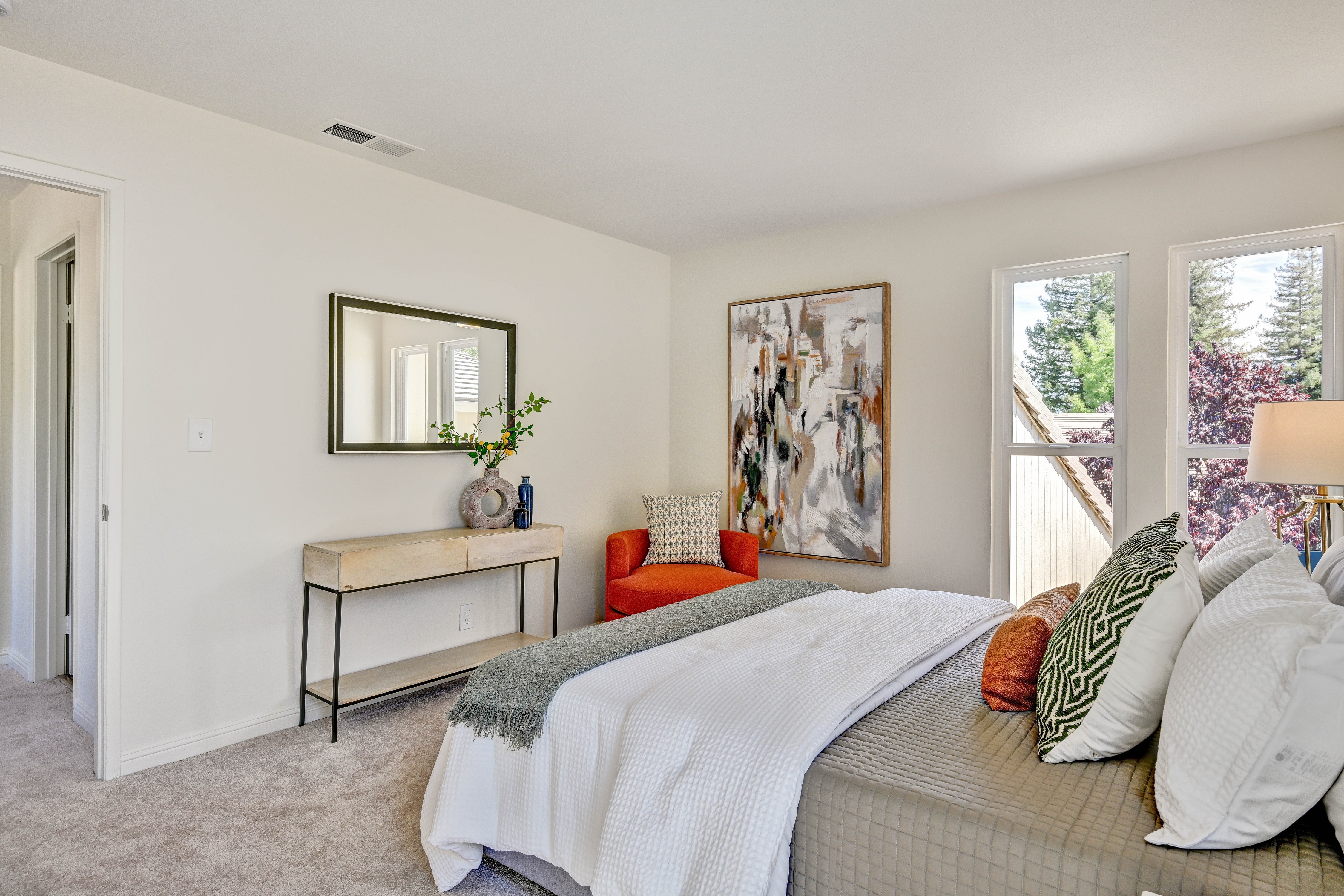  Charming Rolling Green Townhome with Distinctive Character - 物件實景