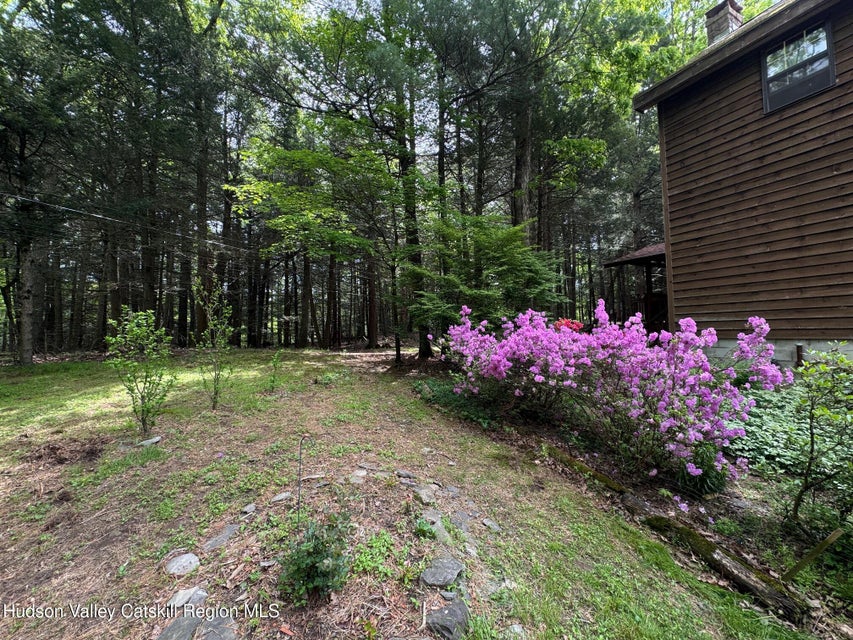 Saugerties, New York, 12477, United States, 5 Bedrooms Bedrooms, ,3 BathroomsBathrooms,Residential,For Sale,1984014