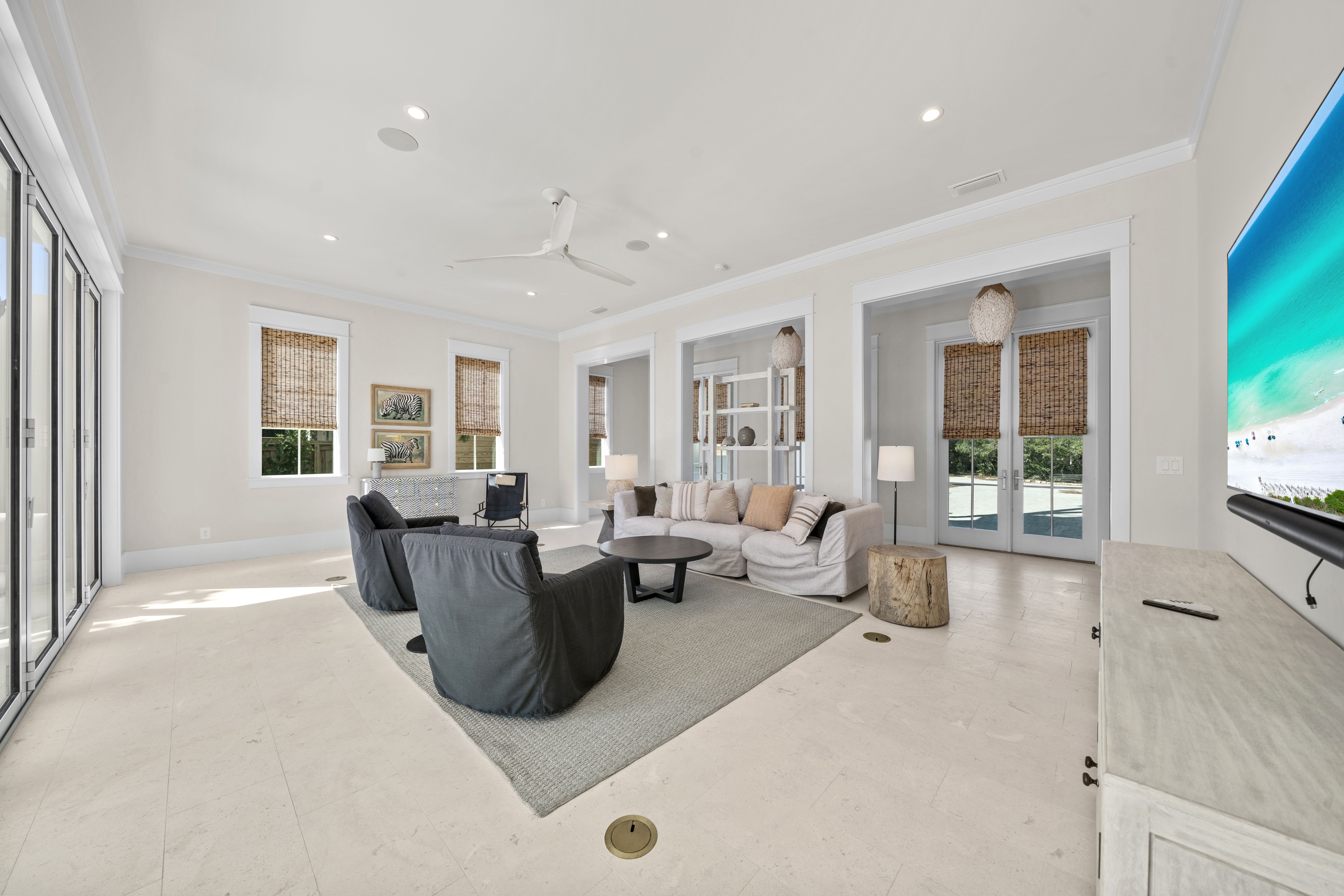  Gulf Serenity  Newer-Construction 8-Bedroom Luxury Home with Rooftop Terrace - 物件實景