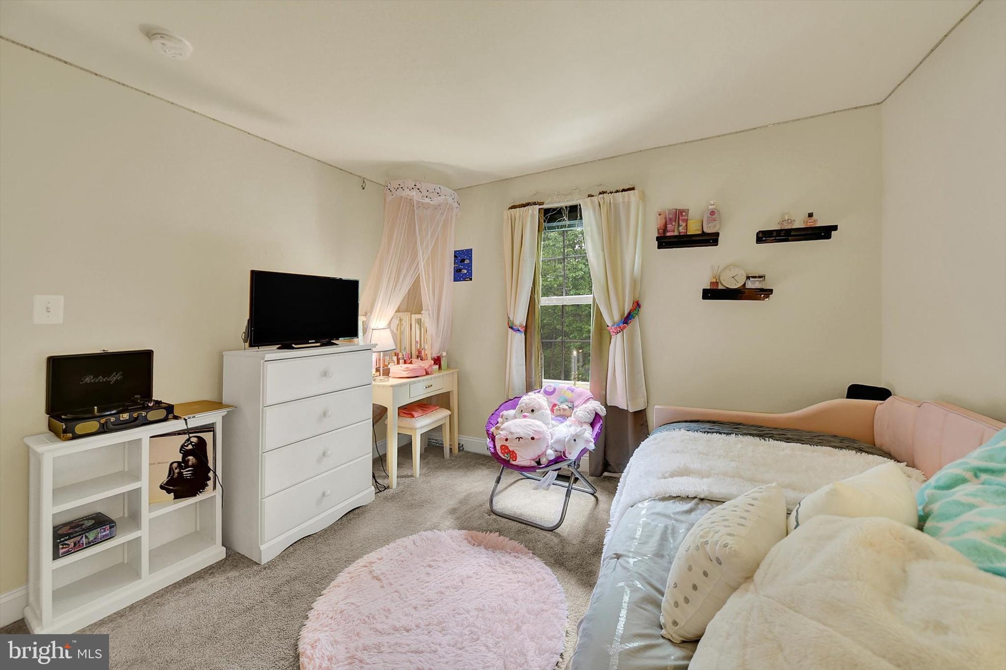 Pasadena, Maryland, 21122, United States, 3 Bedrooms Bedrooms, ,3 BathroomsBathrooms,Residential,For Sale,1982348