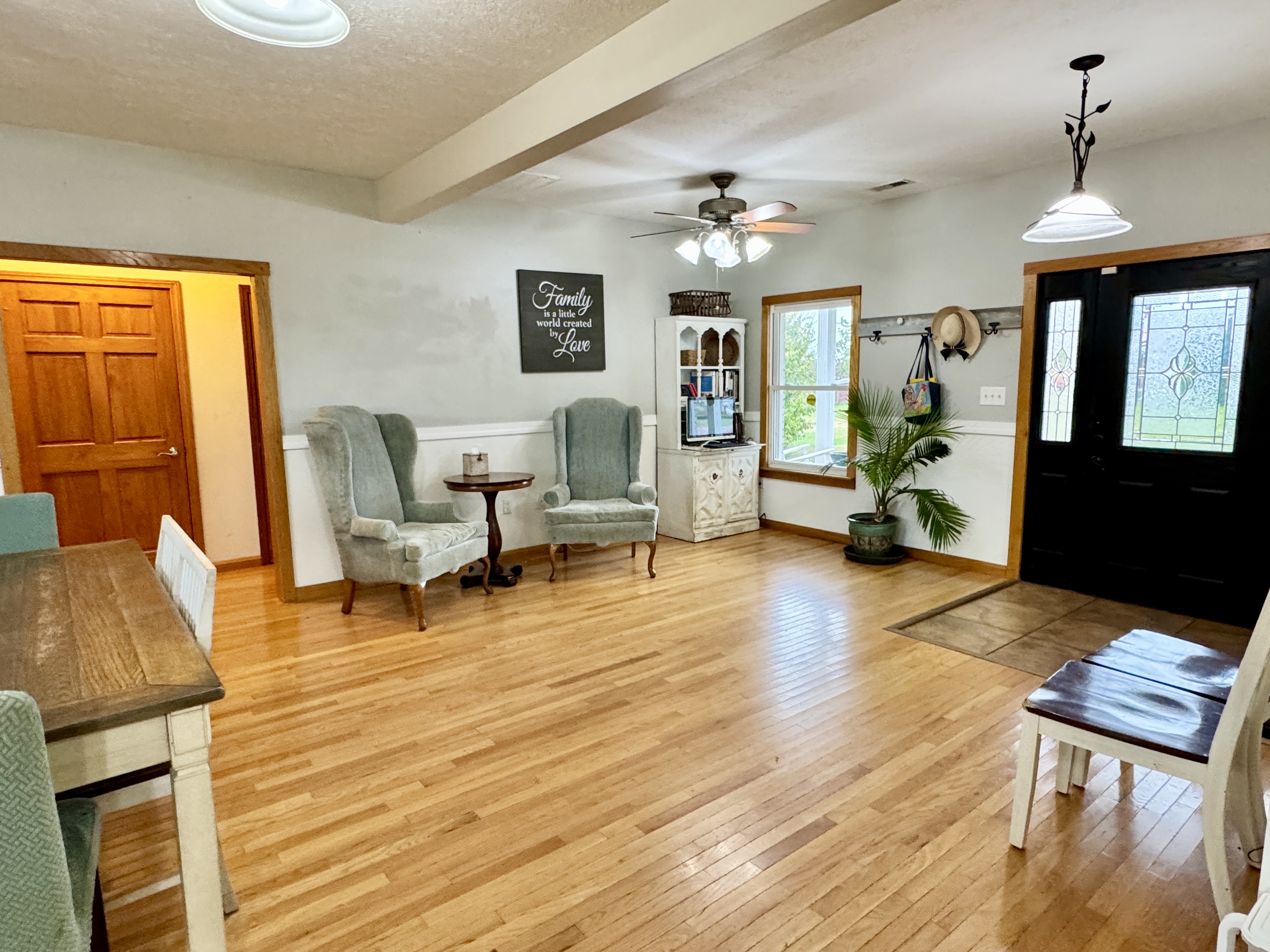 Hillsboro, Kentucky, 41049, United States, 3 Bedrooms Bedrooms, ,3 BathroomsBathrooms,Residential,For Sale,1984101