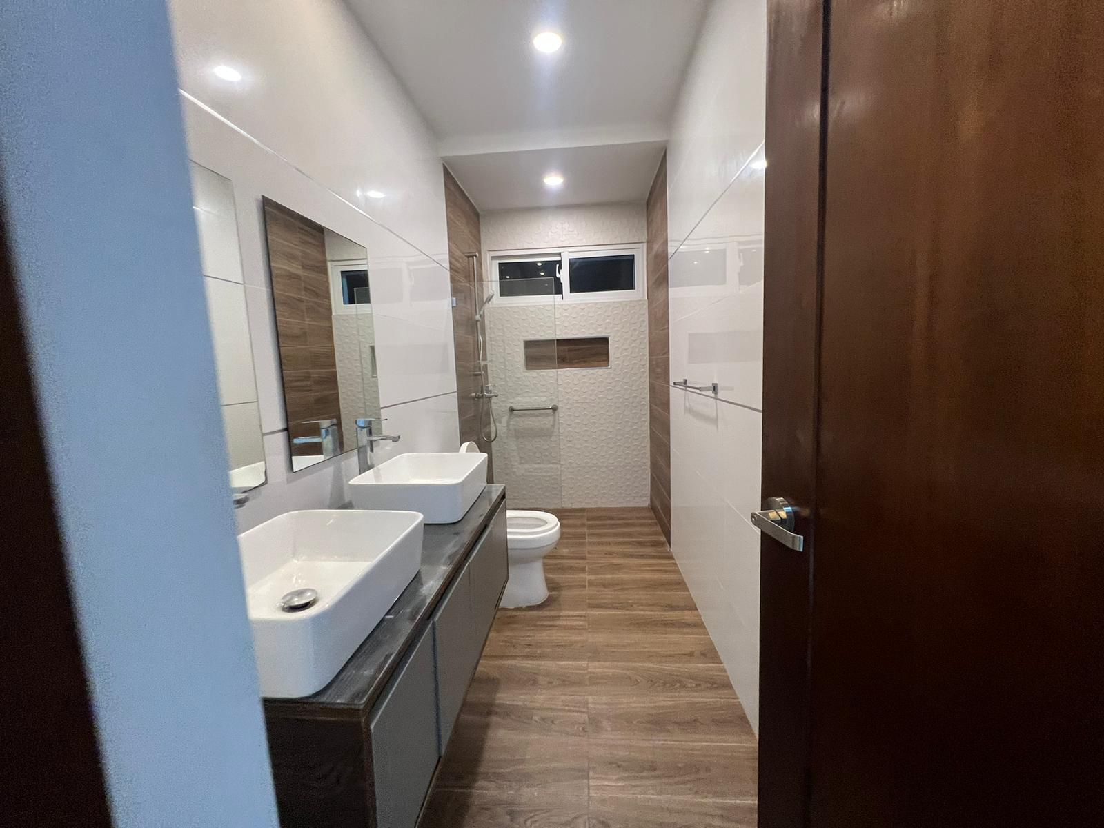 Cabarete, DO, 5 Bedrooms Bedrooms, ,4 BathroomsBathrooms,Residential,For Sale,1626326