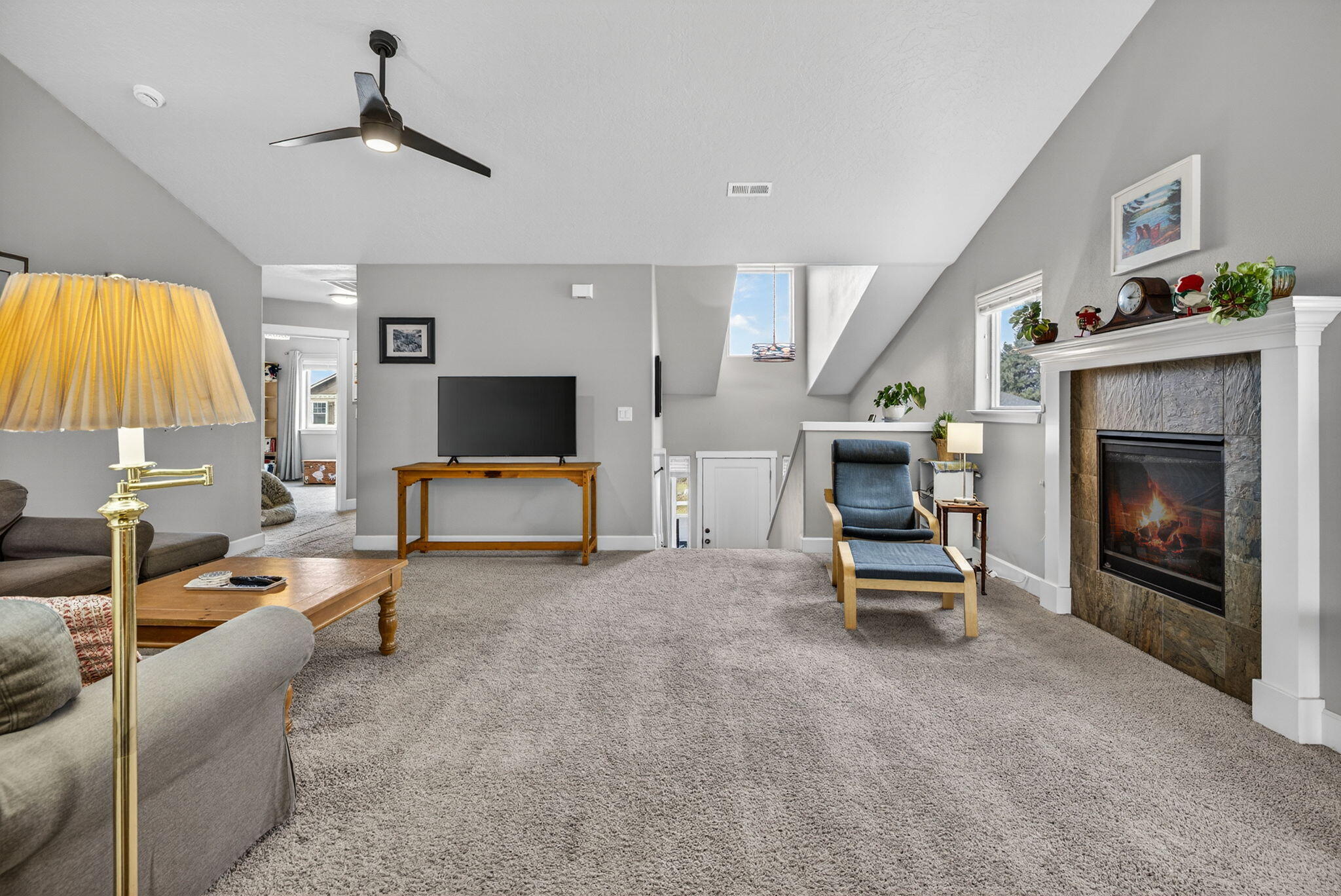 Bend, Oregon, 97701, United States, 4 Bedrooms Bedrooms, ,3 BathroomsBathrooms,Residential,For Sale,2003501