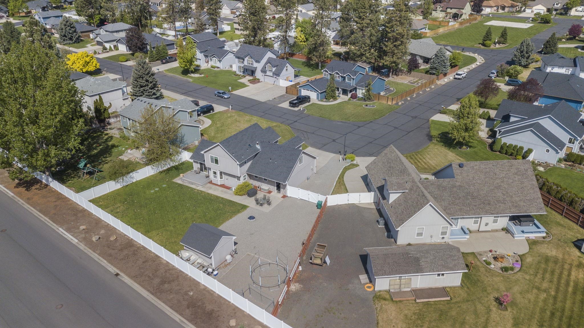 Mead, Washington, 99021, United States, 4 Bedrooms Bedrooms, ,4 BathroomsBathrooms,Residential,For Sale,1955187