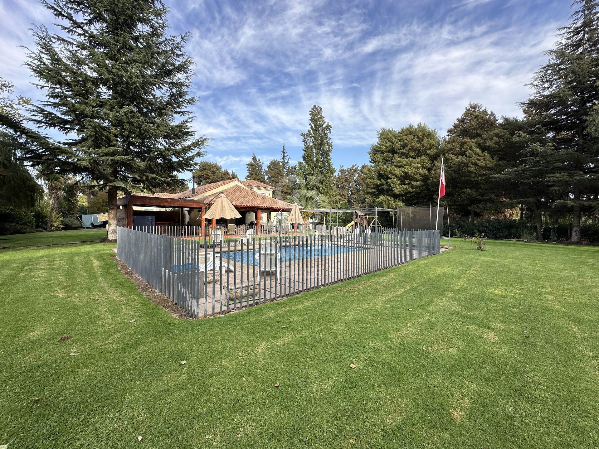 Colina, Chile, 4 Bedrooms Bedrooms, ,4 BathroomsBathrooms,Residential,For Sale,1760633