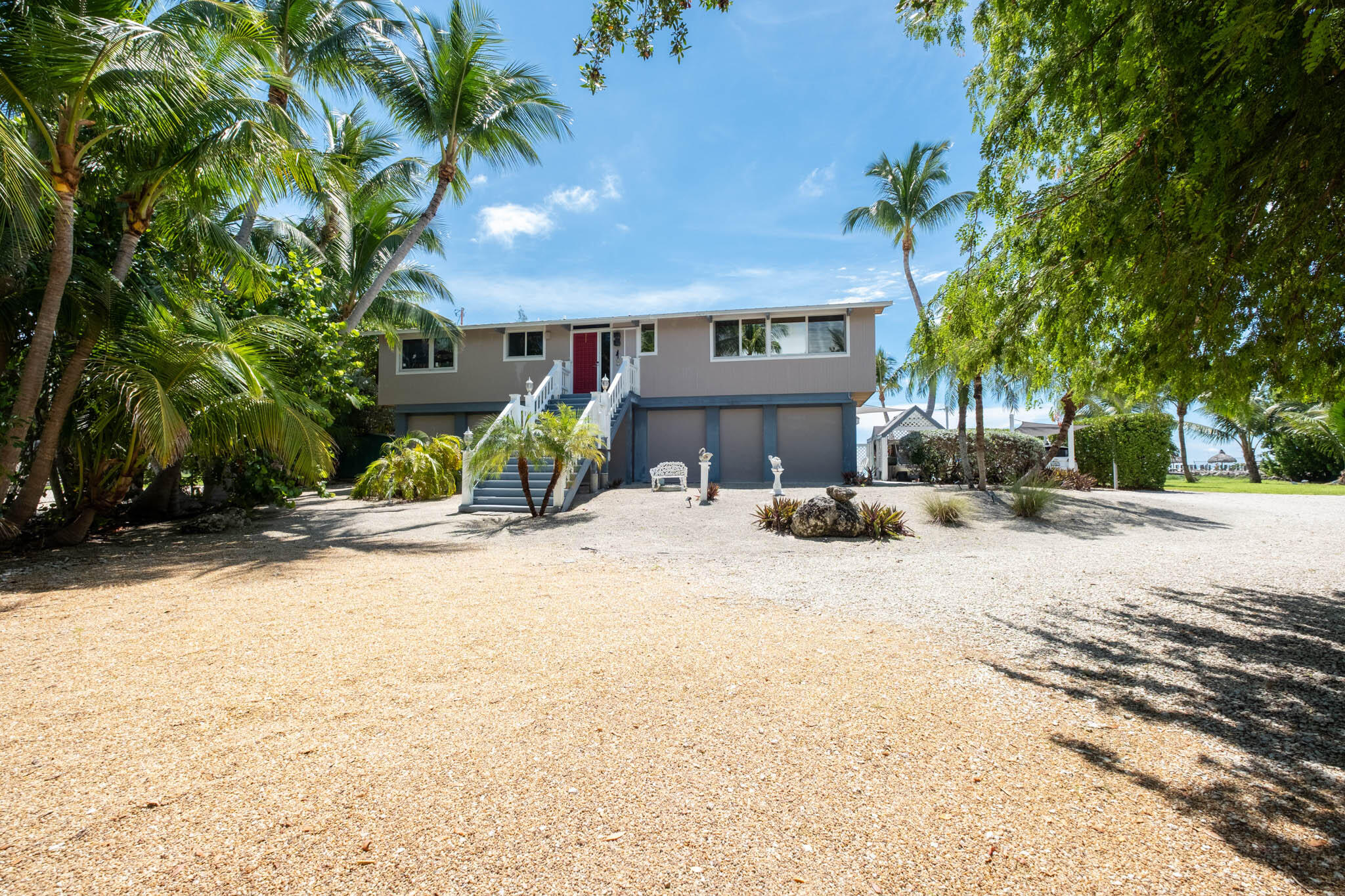 ISLAMORADA, Florida, 33036, United States, 3 Bedrooms Bedrooms, ,3 BathroomsBathrooms,Residential,For Sale,1947768