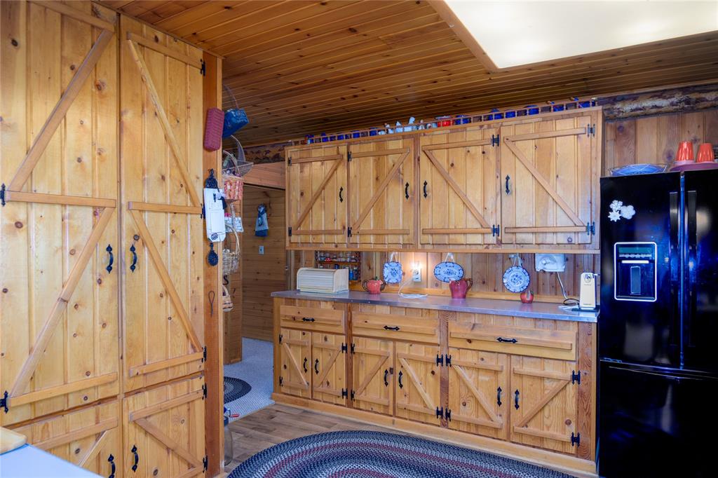 Troy, Montana, 59935, United States, 5 Bedrooms Bedrooms, ,3 BathroomsBathrooms,Residential,For Sale,1982632