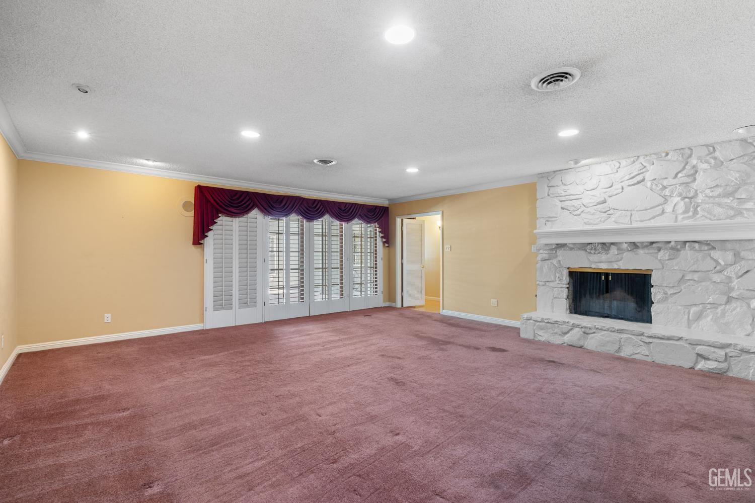 Bakersfield, California, 93309, United States, 4 Bedrooms Bedrooms, ,4 BathroomsBathrooms,Residential,For Sale,1859611
