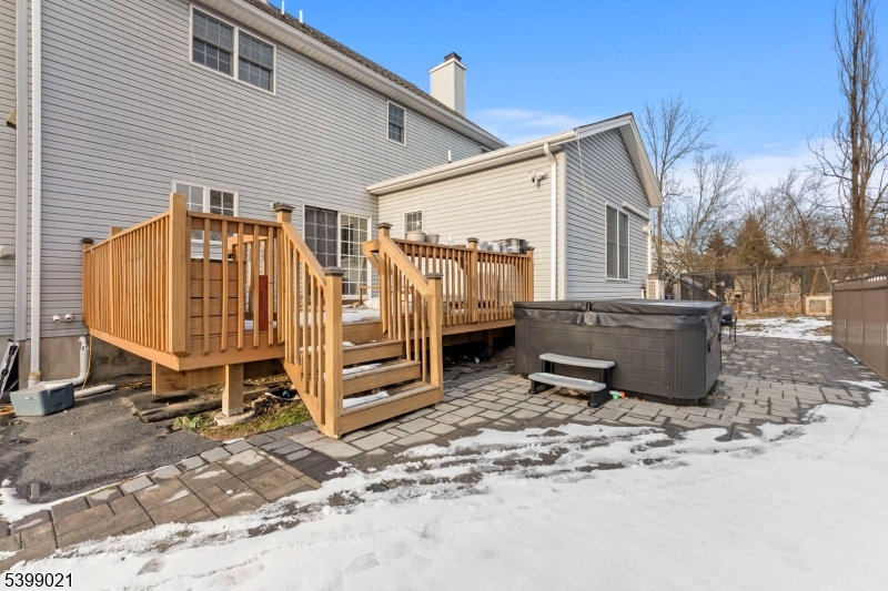 Lafayette Twp., New Jersey, 07848, United States, 5 Bedrooms Bedrooms, ,4 BathroomsBathrooms,Residential,For Sale,2003024