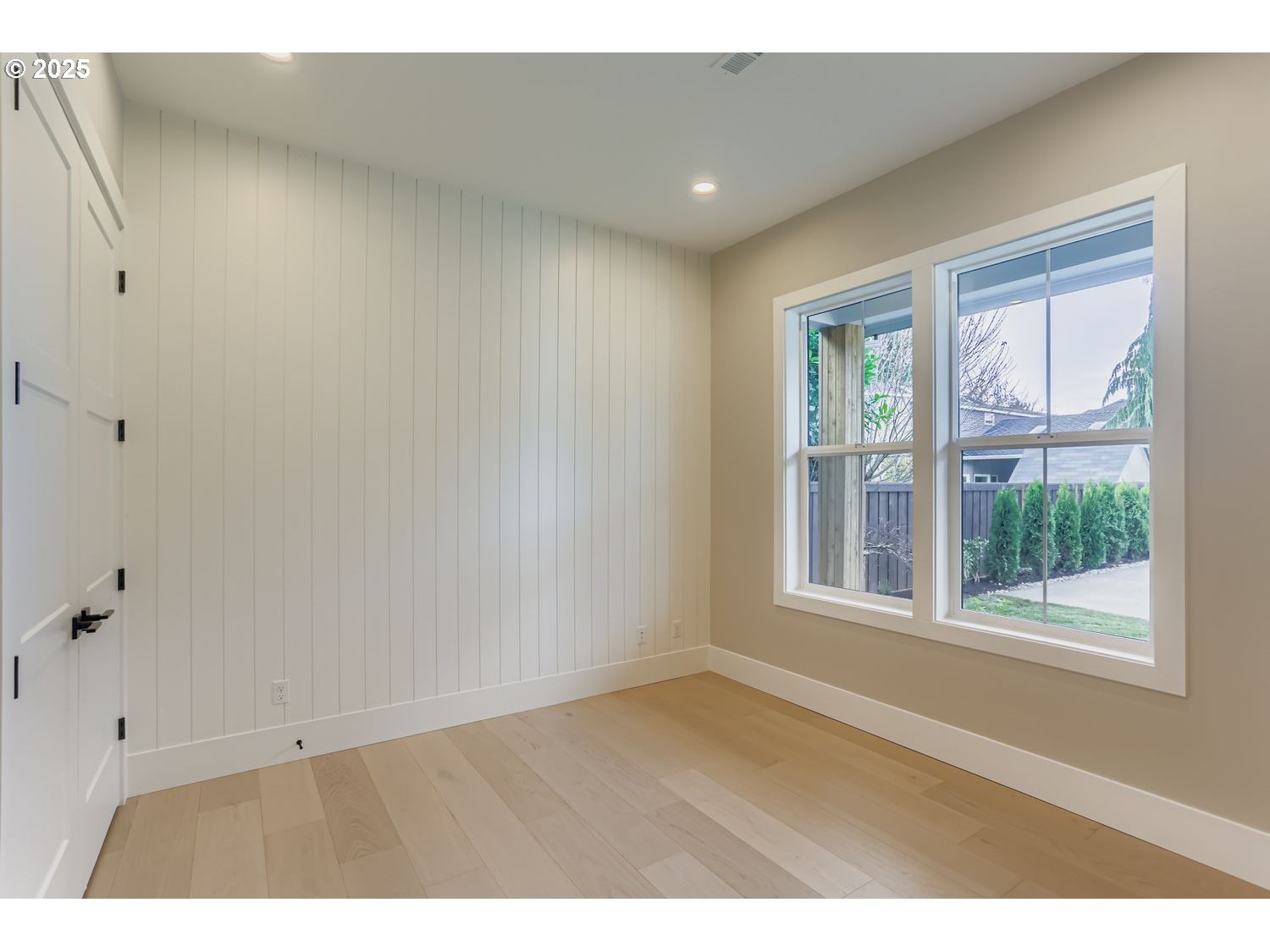 Portland, Oregon, 97229, United States, 4 Bedrooms Bedrooms, ,3 BathroomsBathrooms,Residential,For Sale,2000132