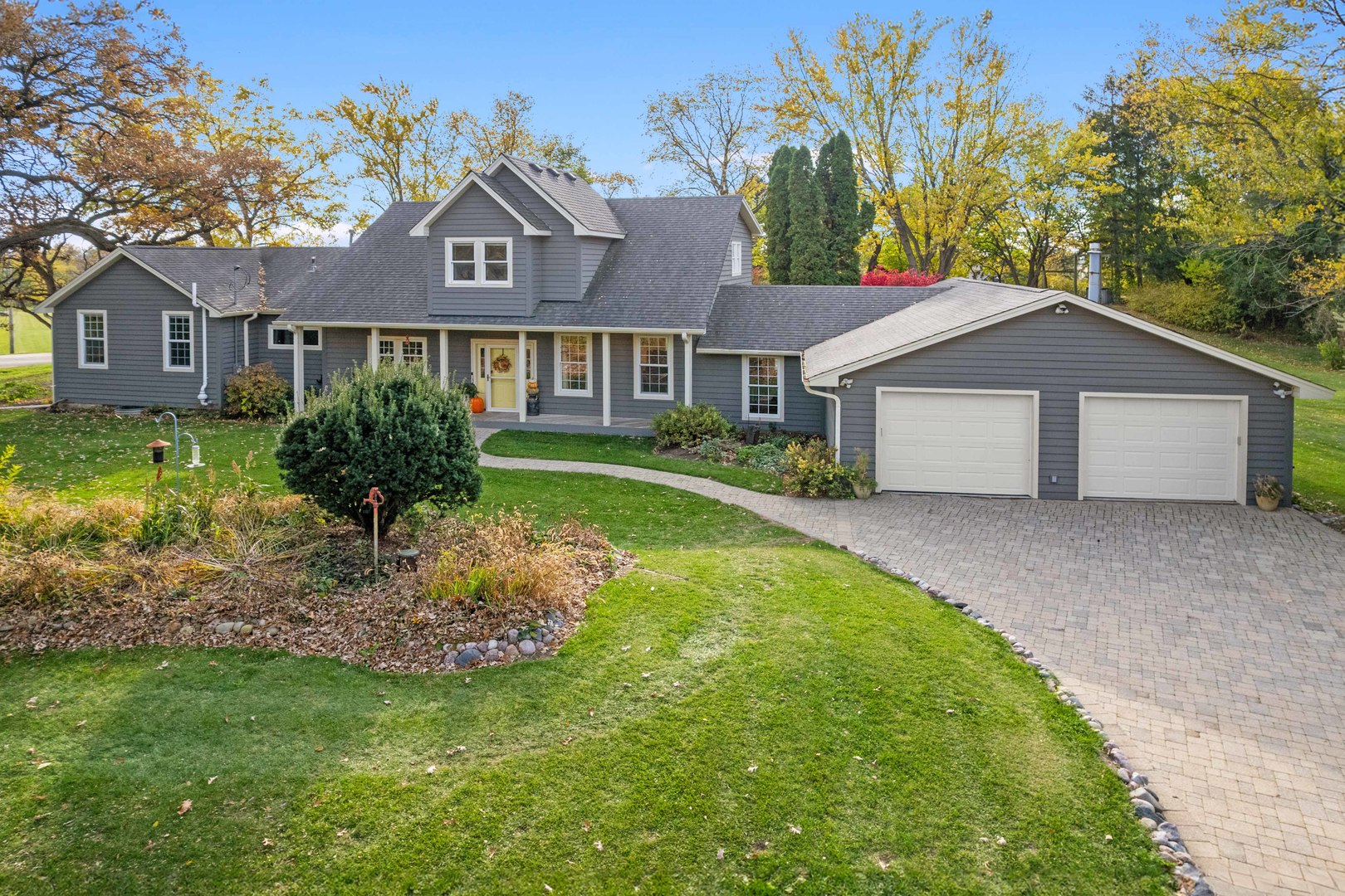 Elburn, Illinois, 60119, United States, 5 Bedrooms Bedrooms, ,3 BathroomsBathrooms,Residential,For Sale,1986331