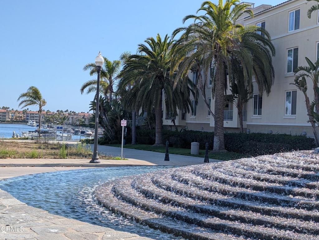 Oxnard, California, 93035, United States, 2 Bedrooms Bedrooms, ,3 BathroomsBathrooms,Residential,For Sale,1982158