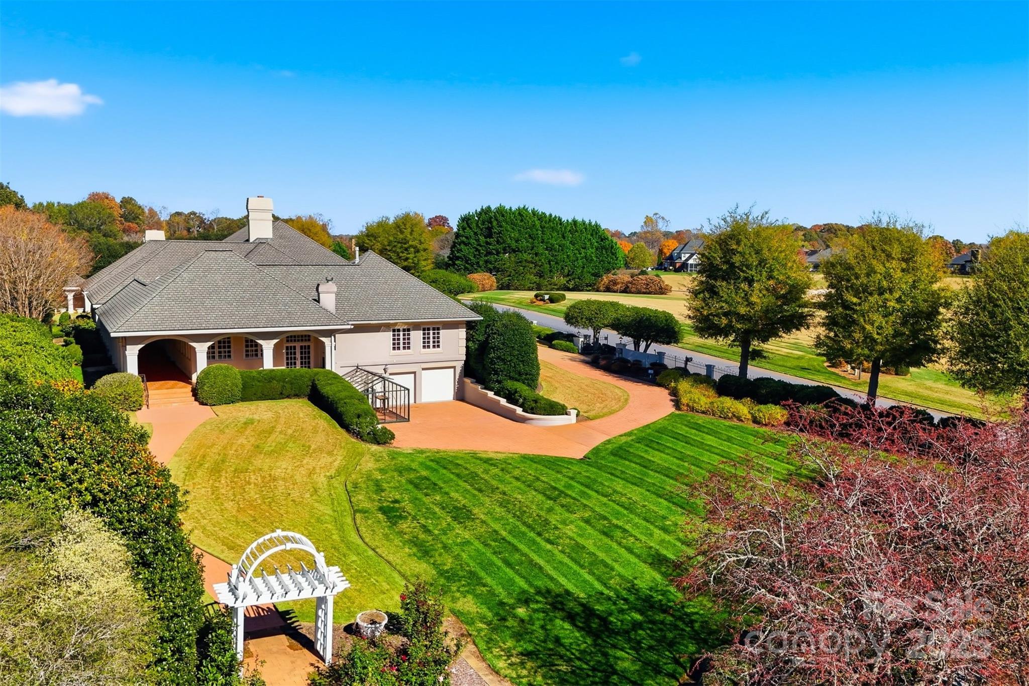 Conover, North Carolina, 28613, United States, 6 Bedrooms Bedrooms, ,7 BathroomsBathrooms,Residential,For Sale,1991981