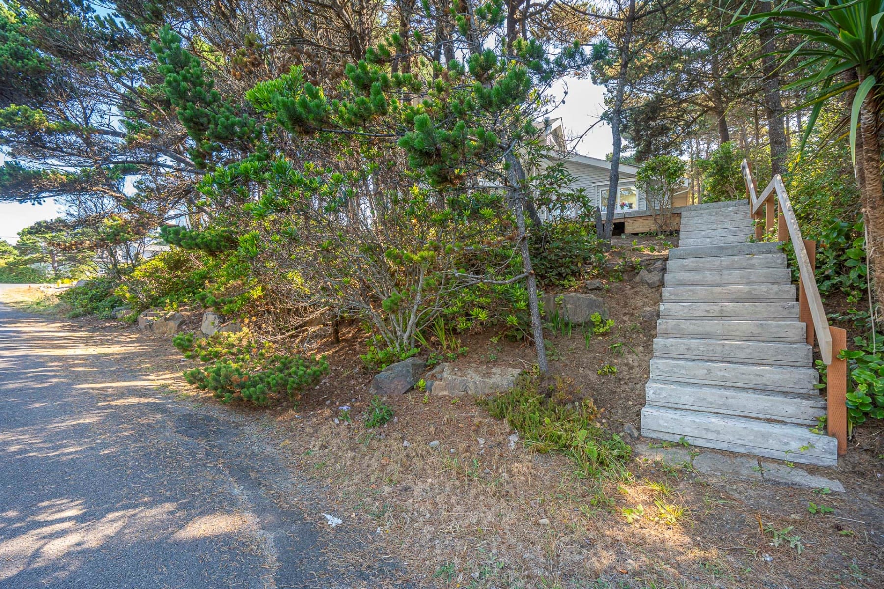 6765 GLEN AVE Gleneden Beach, OR 97388 - 物件實景