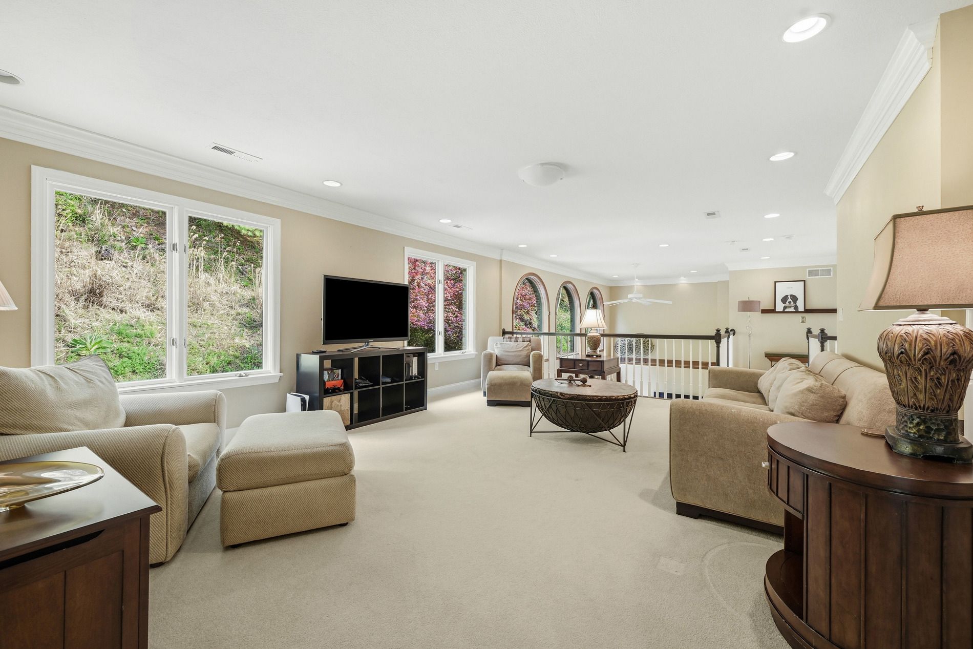  1560 Barrington Drive - 物件實景
