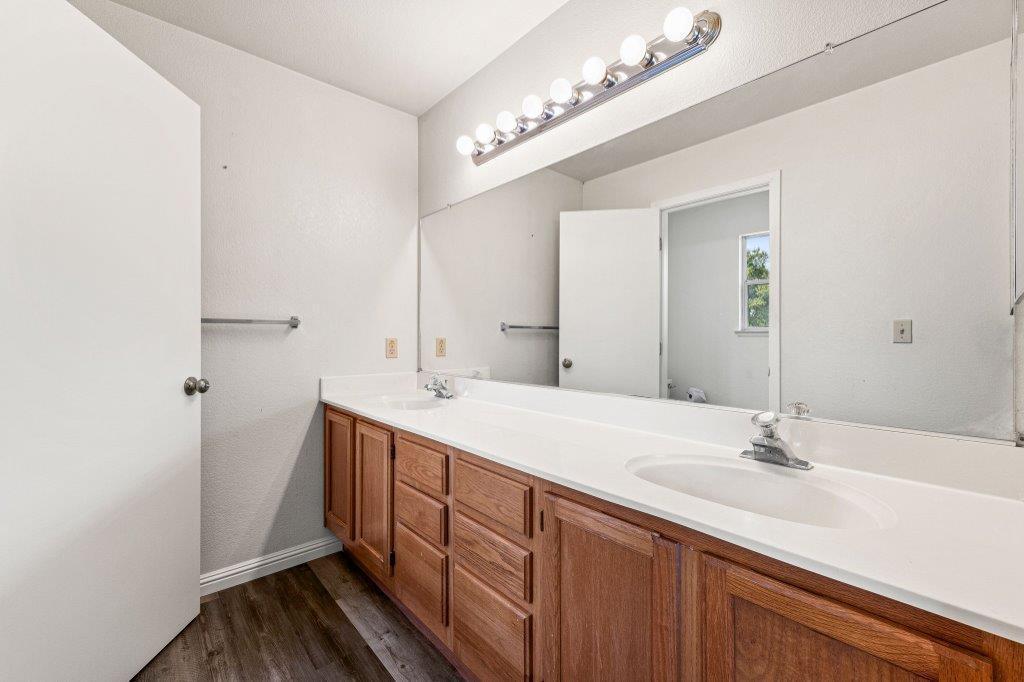 Elk Grove, California, 95758, United States, 3 Bedrooms Bedrooms, ,3 BathroomsBathrooms,Residential,For Sale,1900592