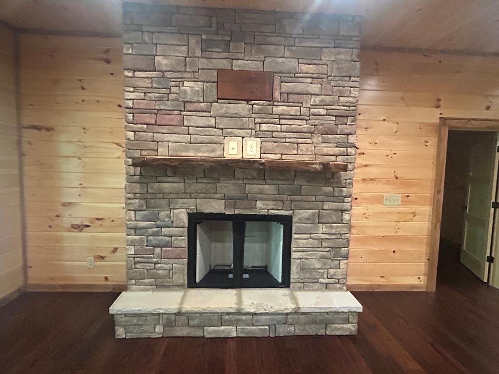 Mineral Bluff, Georgia, 30559, United States, 4 Bedrooms Bedrooms, ,3 BathroomsBathrooms,Residential,For Sale,1953348