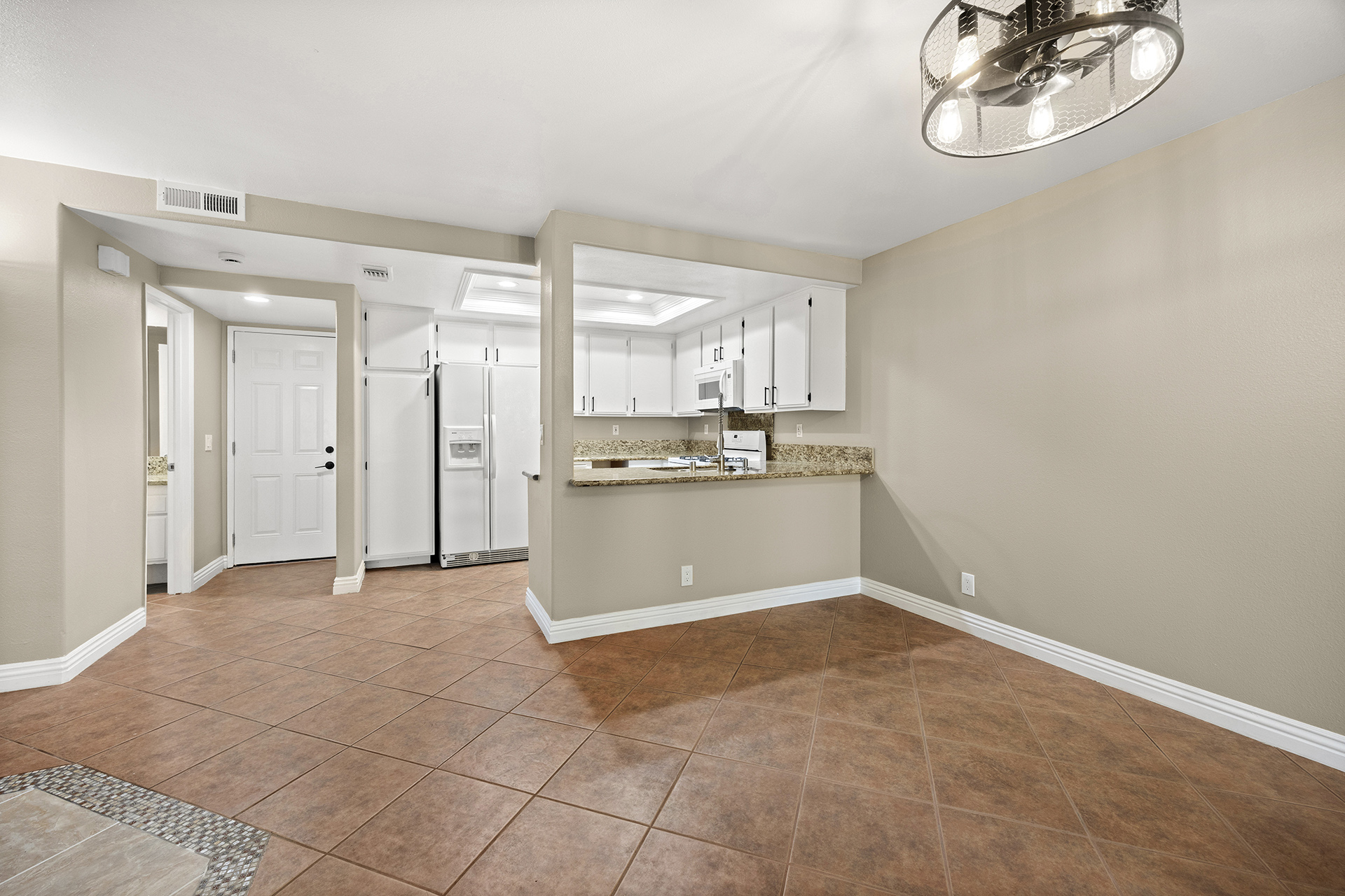 Anaheim, California, 92807, United States, 4 Bedrooms Bedrooms, ,3 BathroomsBathrooms,Residential,For Sale,1985718