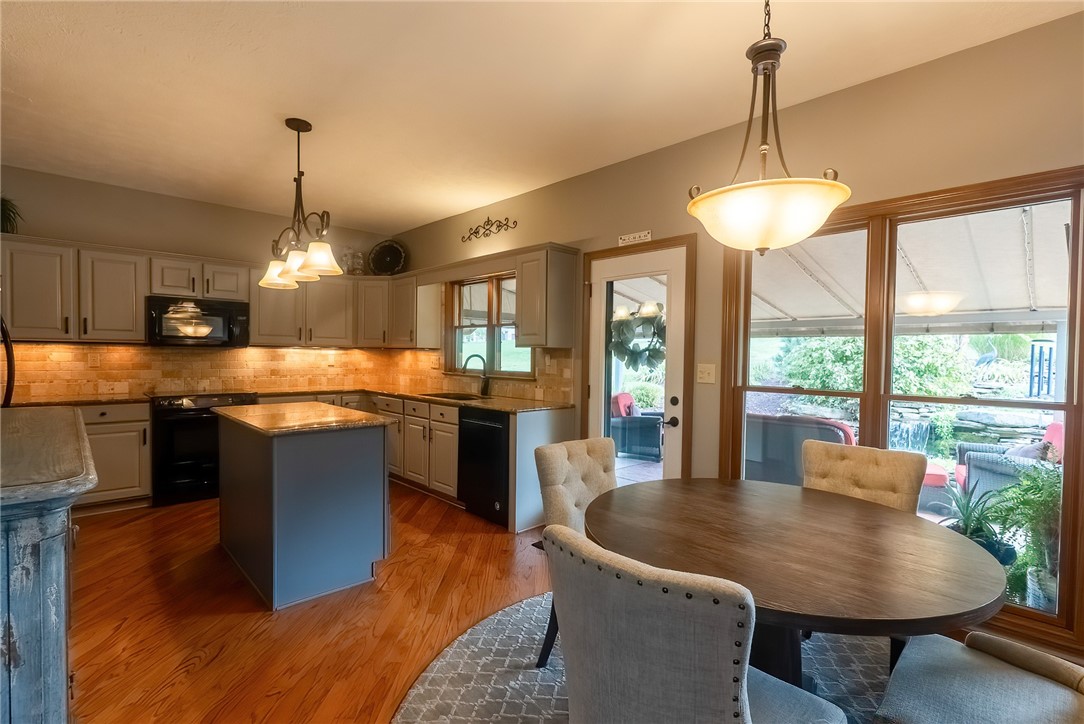 Finleyville, Pennsylvania, 15332, United States, 4 Bedrooms Bedrooms, ,4 BathroomsBathrooms,Residential,For Sale,1985685