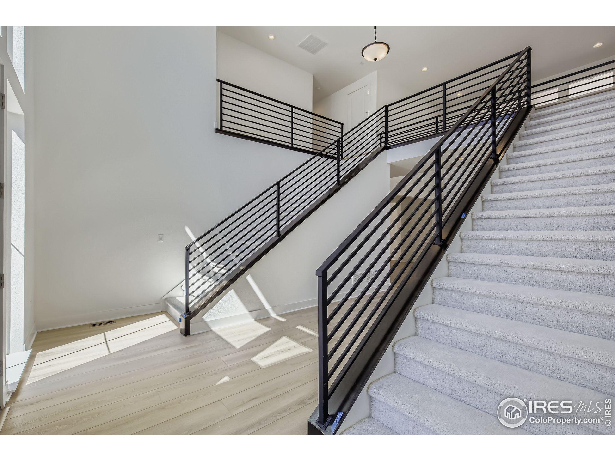 Loveland, Colorado, 80538, United States, 5 Bedrooms Bedrooms, ,6 BathroomsBathrooms,Residential,For Sale,1913101
