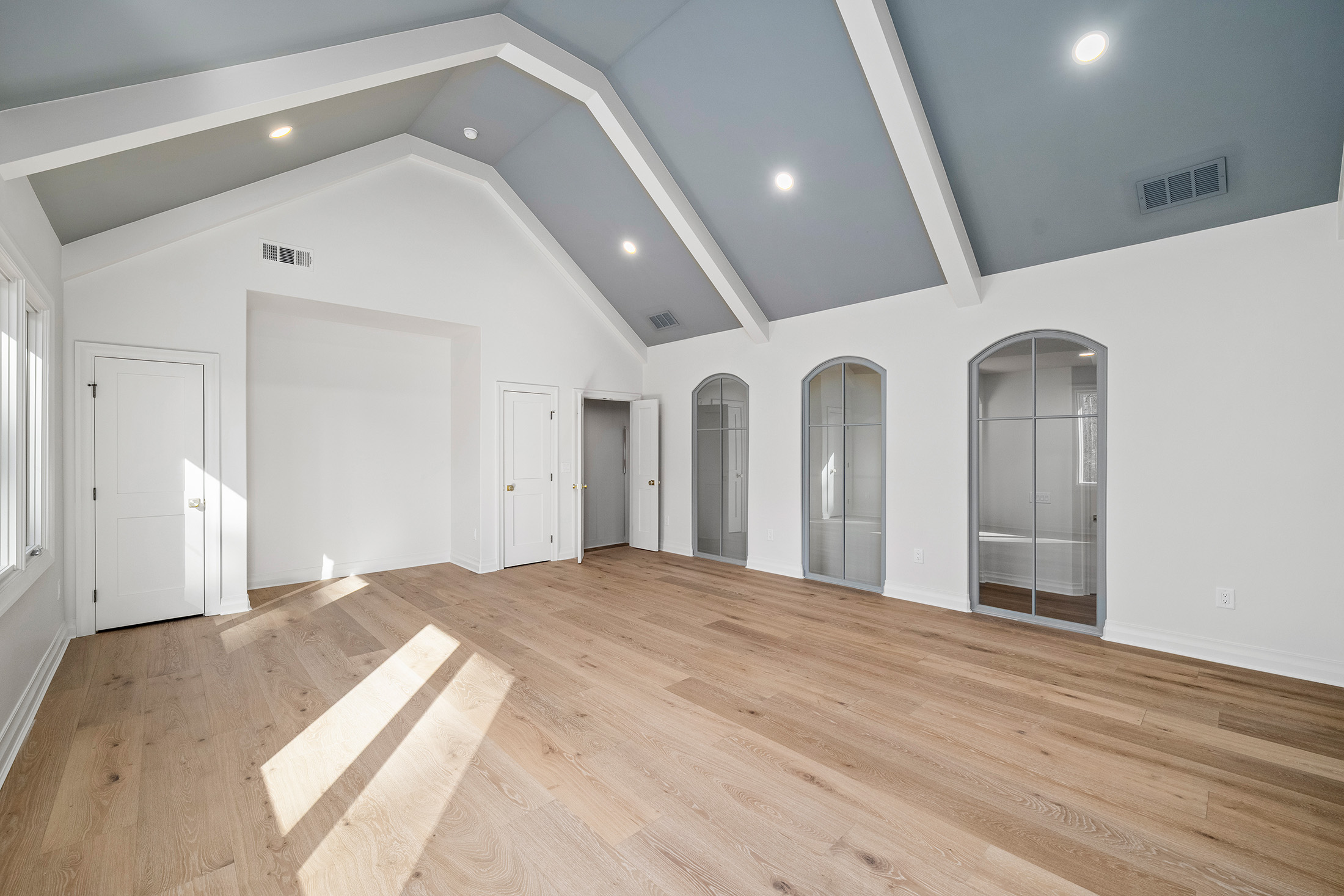  Timeless Craftsmanship in Gated Estate on Over Two Private Acres - 物件實景