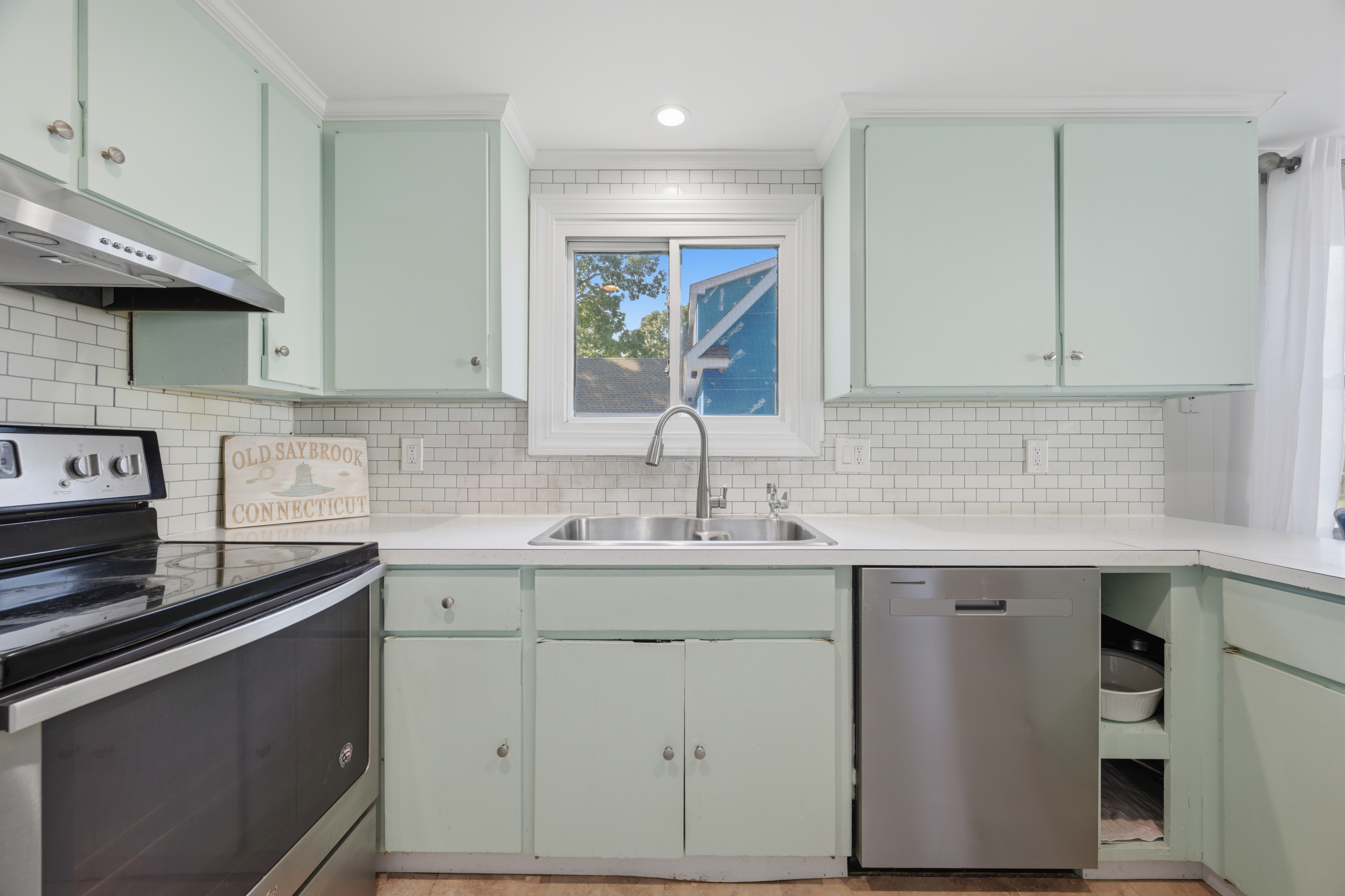  Lovely Updated Cape in Knollwood Beach Community - 物件實景