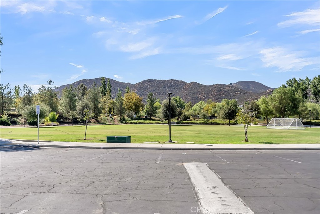 Lake Elsinore, California, 92532, United States, 4 Bedrooms Bedrooms, ,3 BathroomsBathrooms,Residential,For Sale,1955180