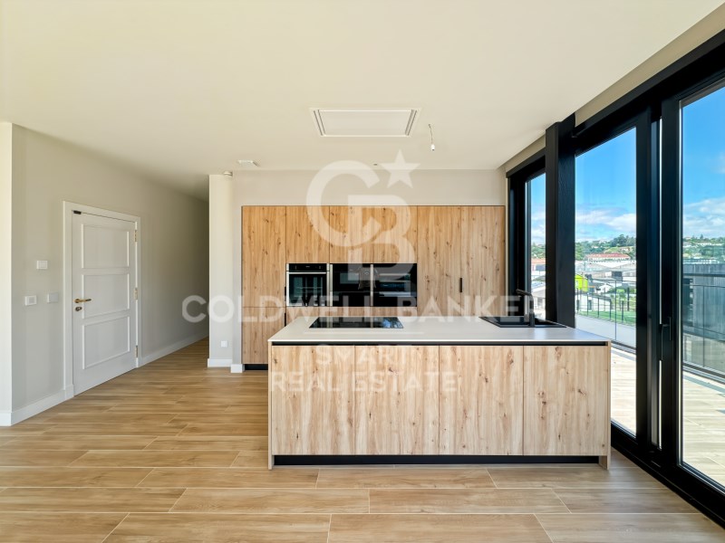 Oleiros, Galicia, 15172, ES, 2 Bedrooms Bedrooms, ,2 BathroomsBathrooms,Residential,For Sale,1891297
