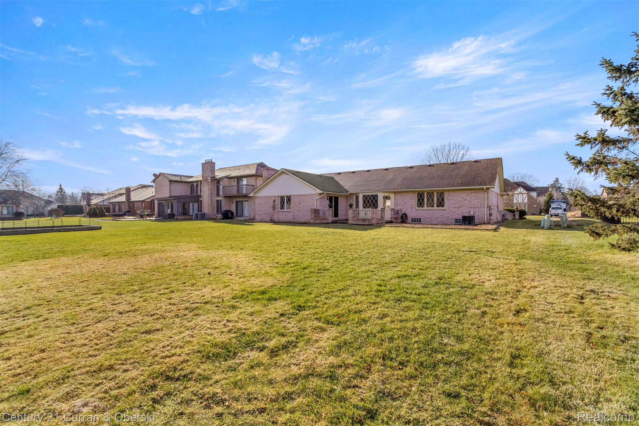 Livonia, Michigan, 48152, United States, 3 Bedrooms Bedrooms, ,3 BathroomsBathrooms,Residential,For Sale,2011700