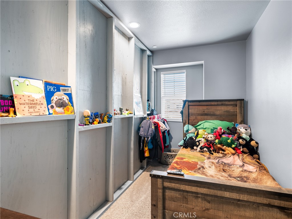 Hesperia, California, 92345, United States, 4 Bedrooms Bedrooms, ,3 BathroomsBathrooms,Residential,For Sale,1874761