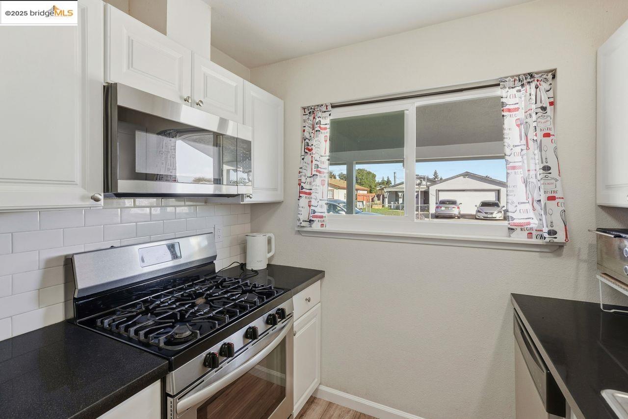 Lathrop, California, 95330, United States, 3 Bedrooms Bedrooms, ,2 BathroomsBathrooms,Residential,For Sale,1999119