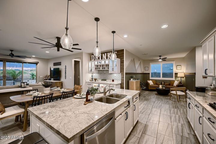 Peoria, Arizona, 85383, United States, 3 Bedrooms Bedrooms, ,2 BathroomsBathrooms,Residential,For Sale,1944970