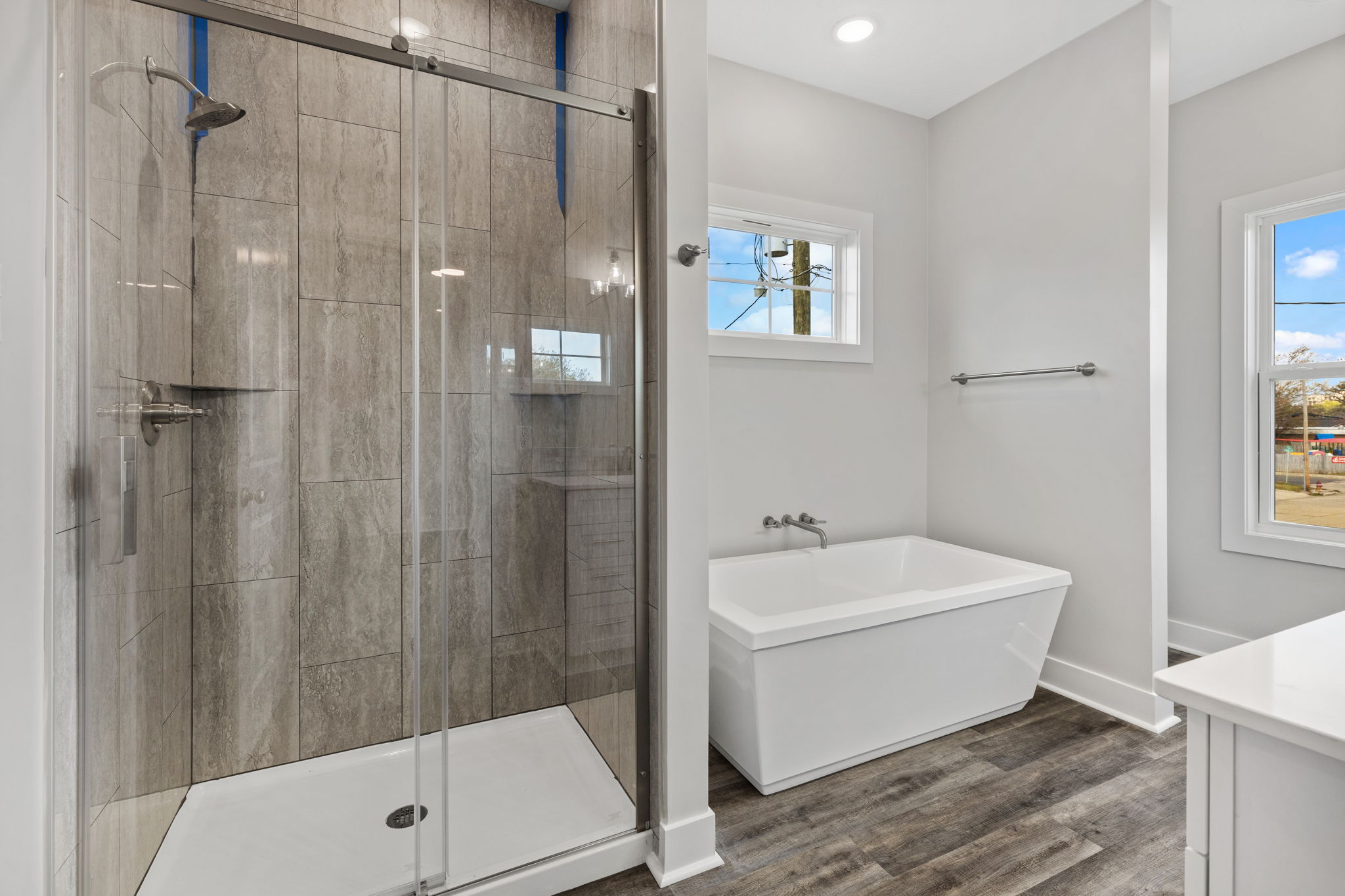 Lake Charles, Louisiana, 70601, United States, 16 Bedrooms Bedrooms, ,12 BathroomsBathrooms,Residential,For Sale,1983862