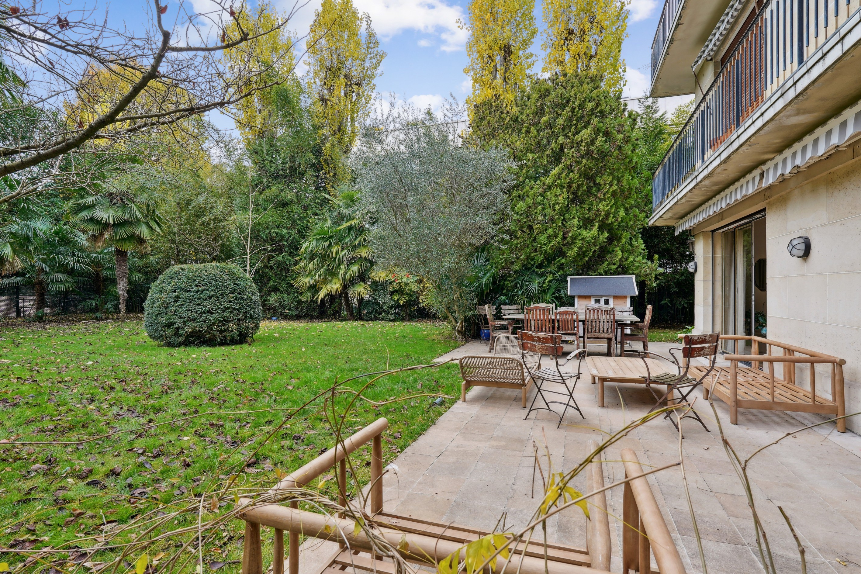  Exceptional Garden-Level Apartment – 194 sq.m with a 752 sq.m South-Facing Priv… - 物件實景
