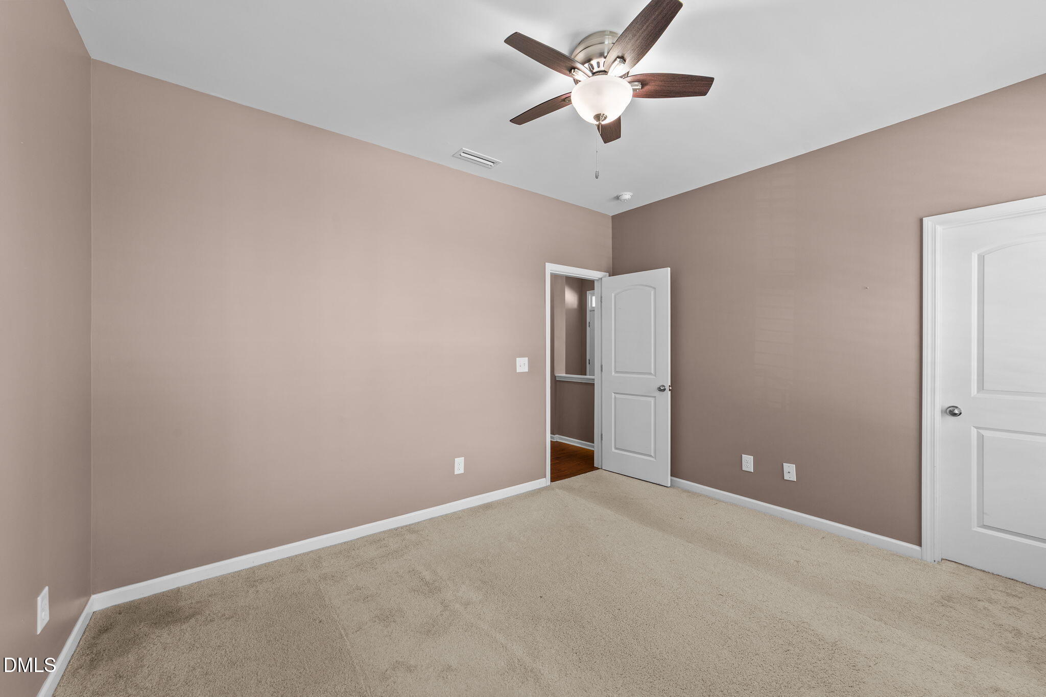 Apex, North Carolina, 27502, United States, 4 Bedrooms Bedrooms, ,4 BathroomsBathrooms,Residential,For Sale,1956835