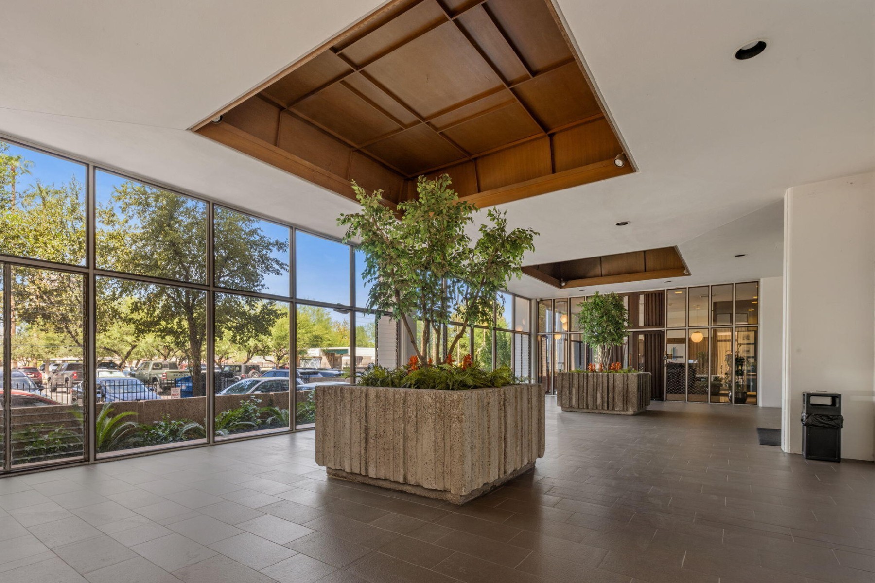  2323 N Central Ave¦Phoenix, AZ - 物件實景