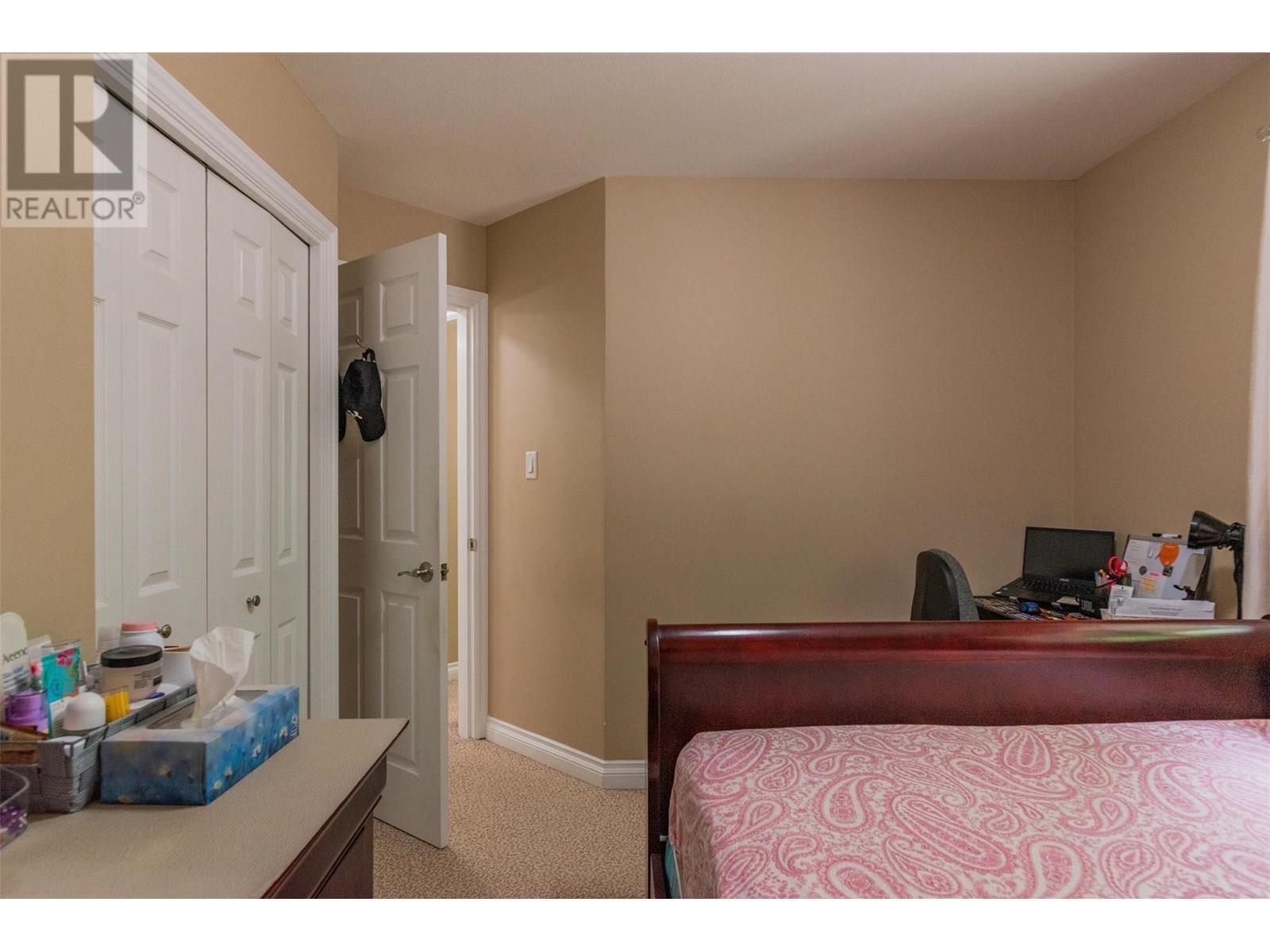 CASTLEGAR, British Columbia, V1N 1J7, CA, 3 Bedrooms Bedrooms, ,2 BathroomsBathrooms,Residential,For Sale,1913084