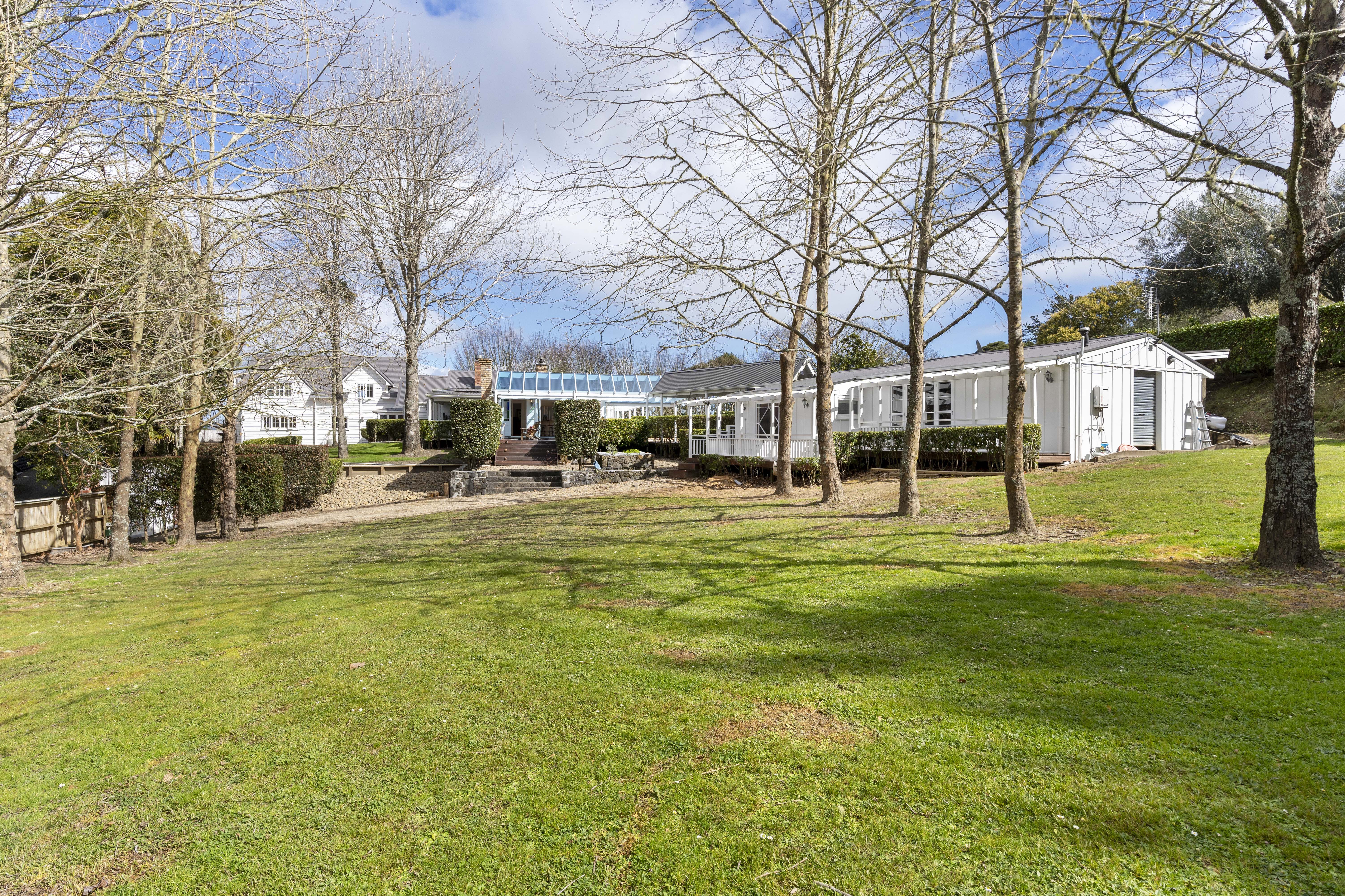  136 Attwood Road, Paremoremo - 物件實景