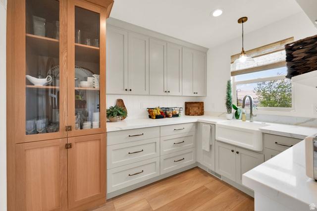 Herriman, Utah, 84096, United States, 5 Bedrooms Bedrooms, ,5 BathroomsBathrooms,Residential,For Sale,2049420