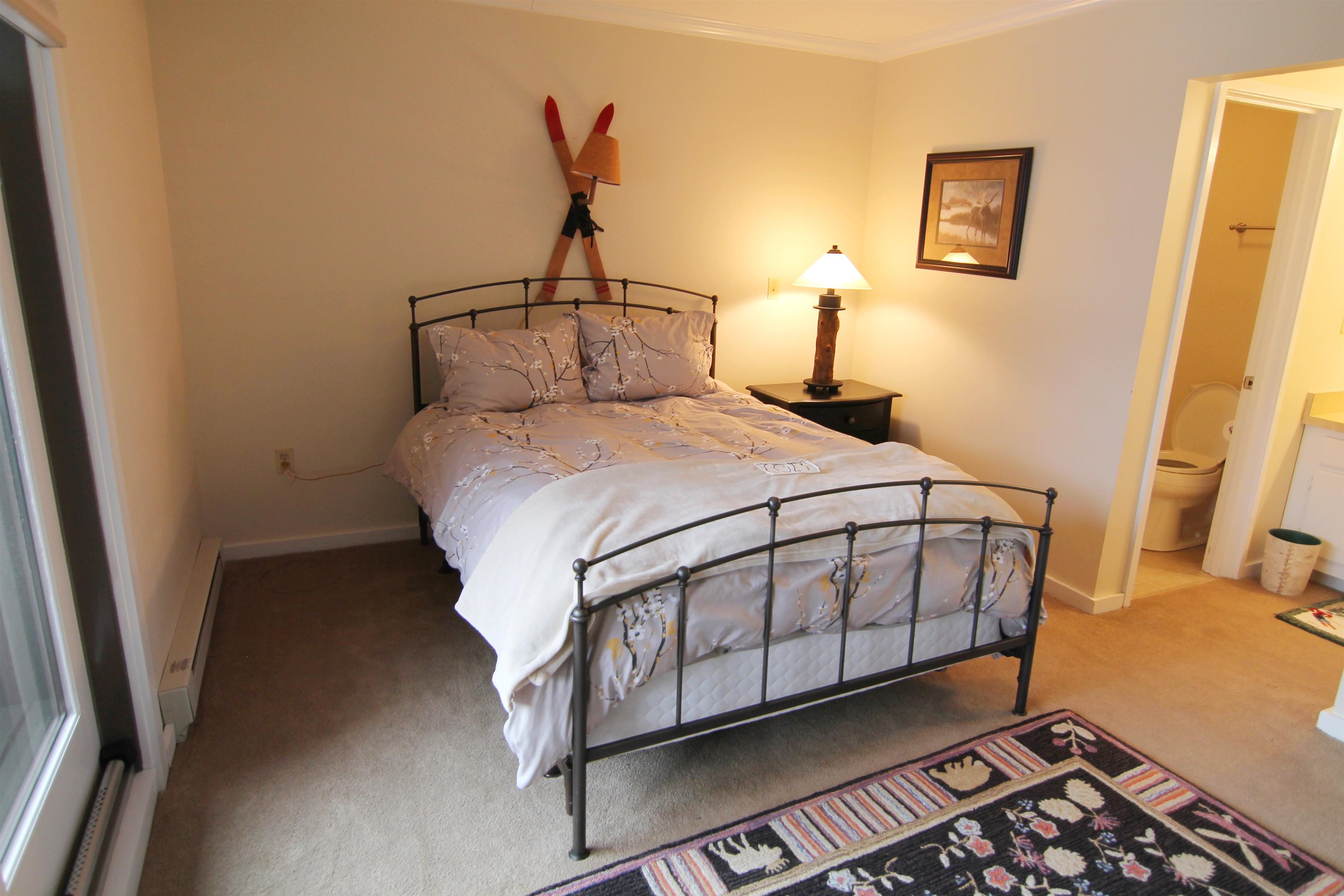 Lincoln, New Hampshire, 03251, United States, 3 Bedrooms Bedrooms, ,2 BathroomsBathrooms,Residential,For Sale,1732060