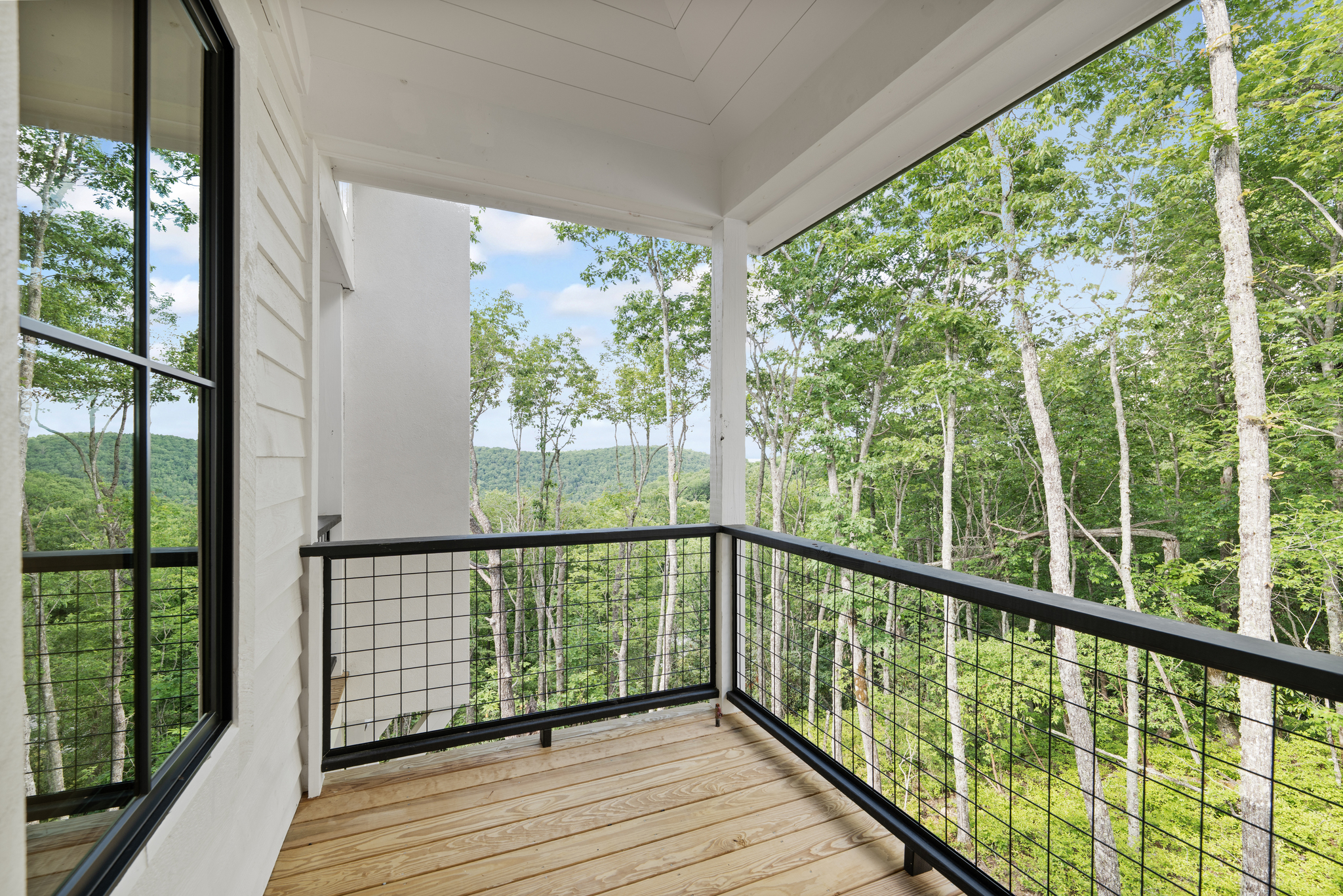  Mountain Home at Chinquapin - 物件實景