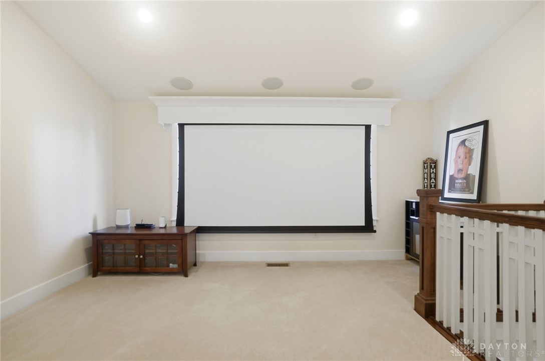 Oakwood, Ohio, 45409, United States, 3 Bedrooms Bedrooms, ,3 BathroomsBathrooms,Residential,For Sale,1991510