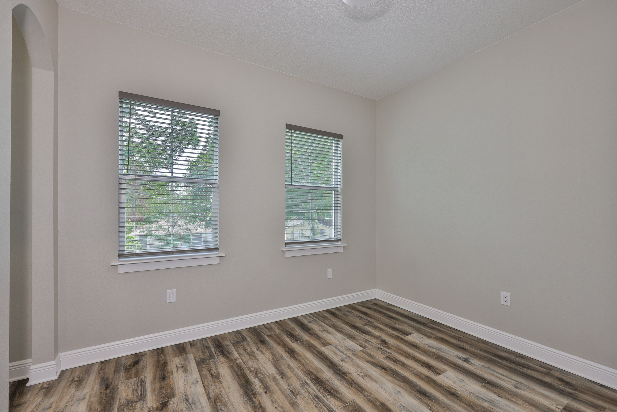 Tampa, Florida, 33603, United States, 3 Bedrooms Bedrooms, ,3 BathroomsBathrooms,Residential,For Sale,1855580