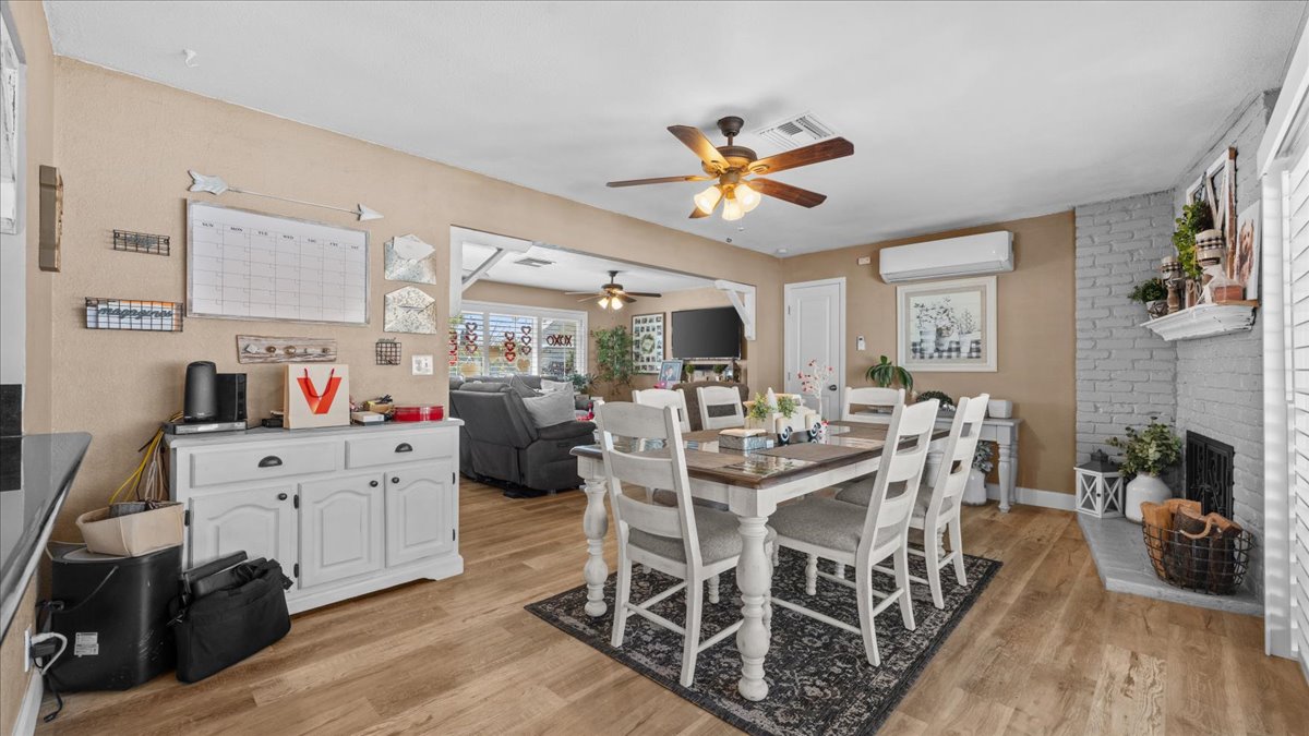 Ontario, California, 91762, United States, 3 Bedrooms Bedrooms, ,2 BathroomsBathrooms,Residential,For Sale,2012537